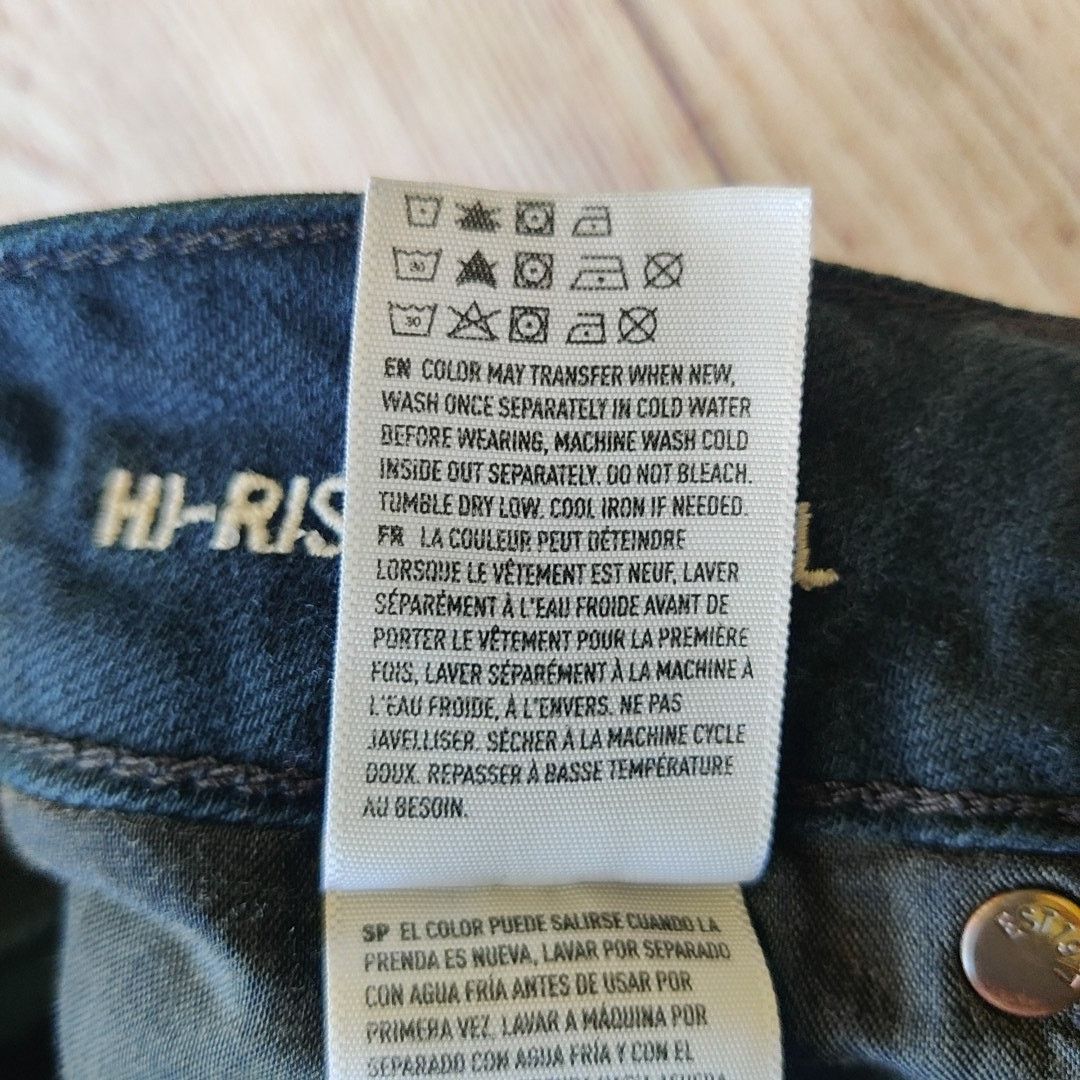 American Eagle Outfitters Distressed hi-rise festival denim shorts sz 2 Size 26" / US 2 / IT 38 - 9 Thumbnail