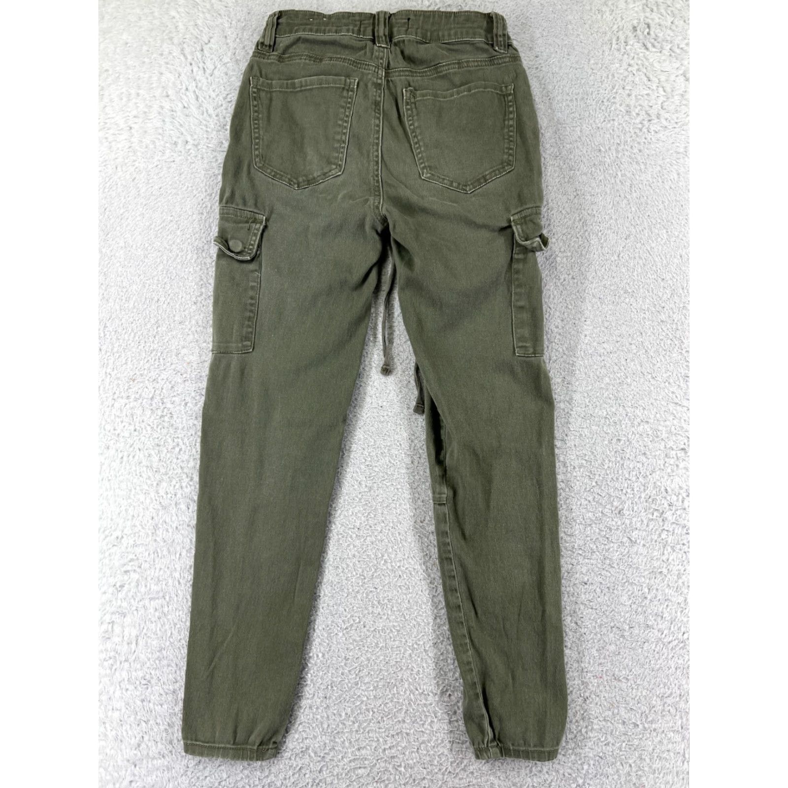 Almost Famous Almost Famous Green Army Cargo Pants Women's 3 Regular Tapered Ankle Zip Cotton Blend 25in Inseam Size 26" / US 2 / IT 38 - 2 Thumbnail