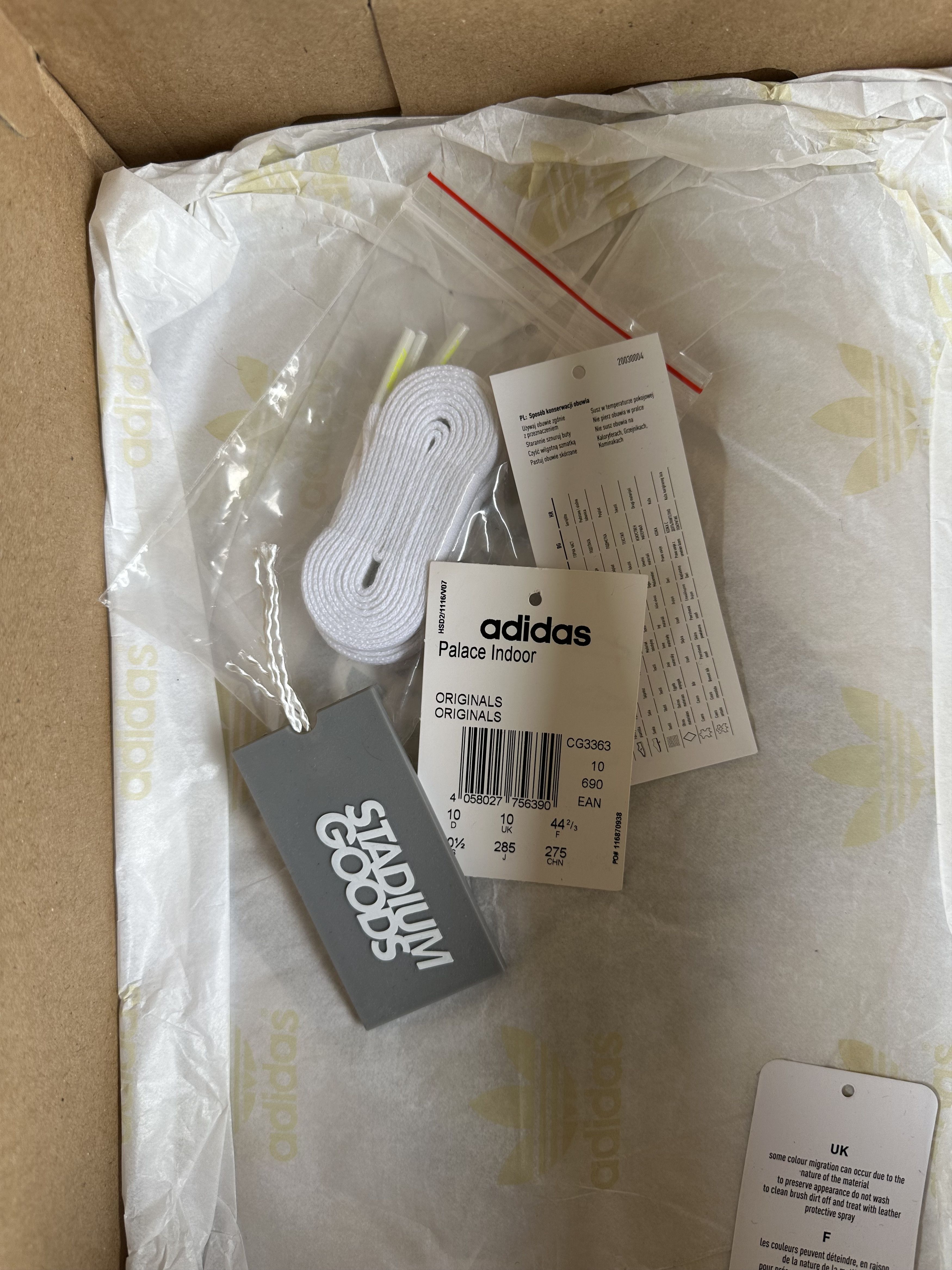 Adidas × Palace adidas x Palace Indoor Size US 10.5 / EU 43-44 - 6 Thumbnail