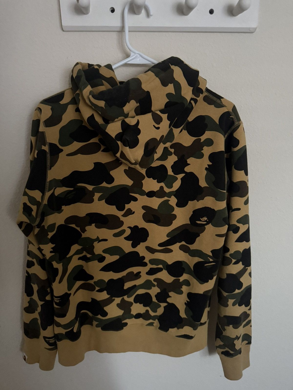 Bape BAPE 1st Camo College Pullover Hoodie ‘Yellow’ Size US M / EU 48-50 / 2 - 3 Thumbnail