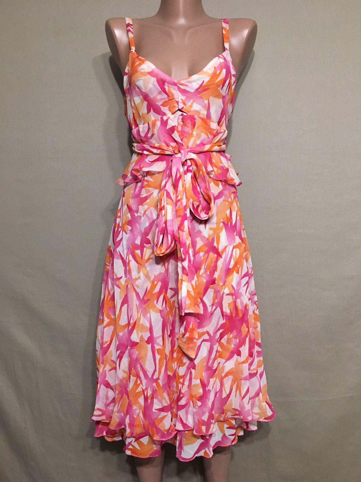 Diane von Furstenberg Diane Von Furstenberg Silk Pink & Orange Pretty Dress Size M / US 6-8 / IT 42-44 - 1 Thumbnail