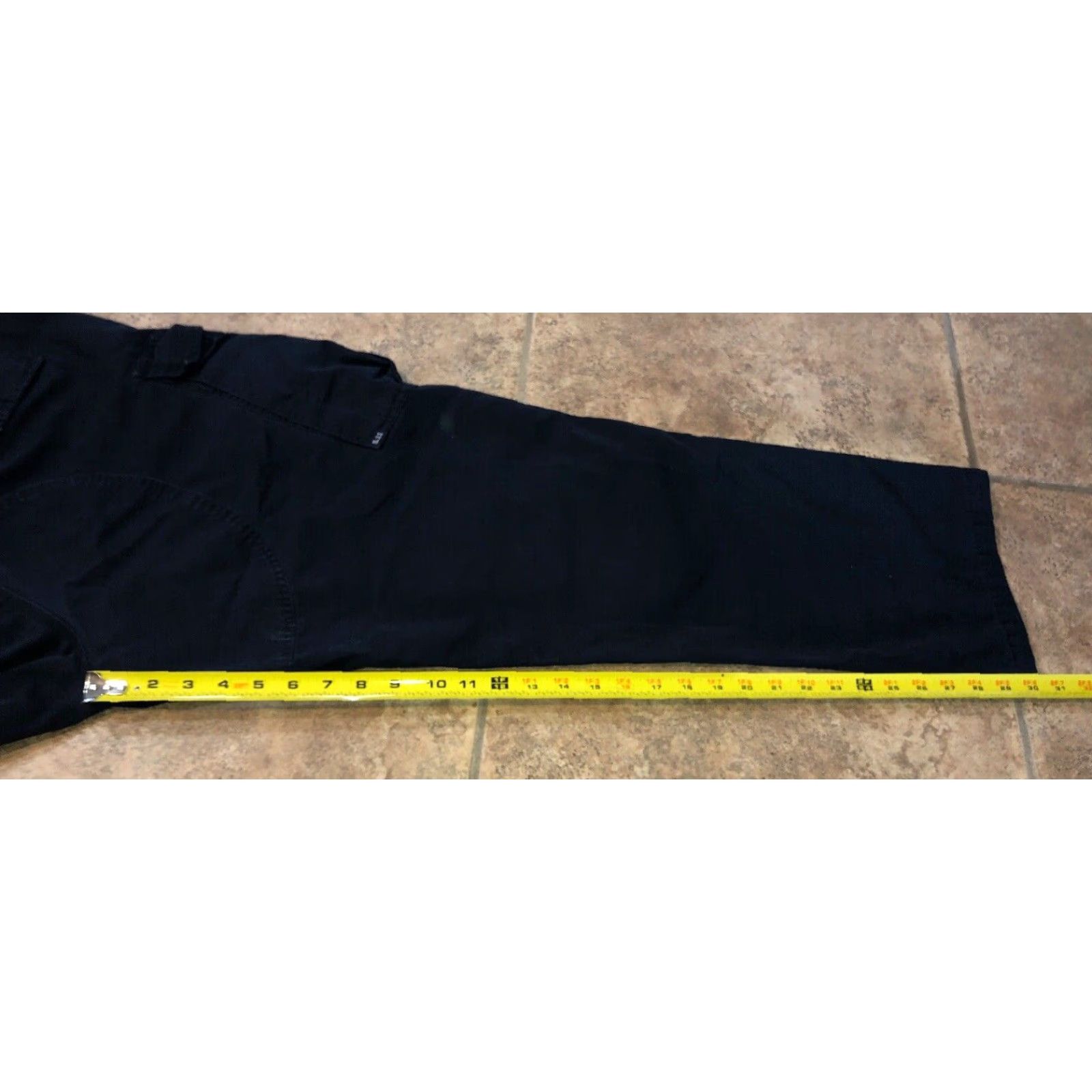 Vintage 5.11 Tactical Casual Pants Men's Navy Blue Size 35-39 Padded Knees Size US 35 - 7 Thumbnail