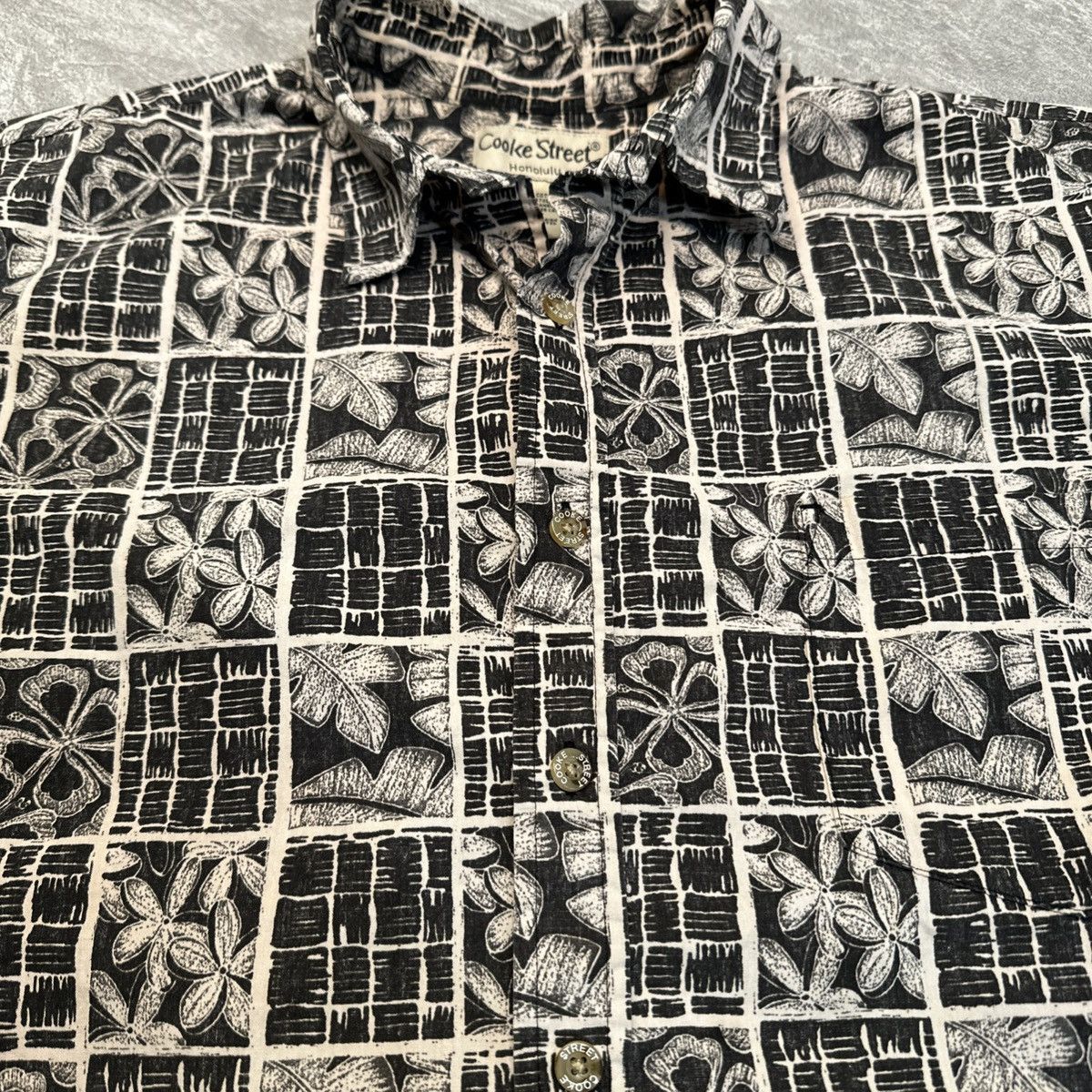 Vintage Cooke Street Honolulu Hawaiian Camp Shirt Floral Vintage Size US L / EU 52-54 / 3 - 2 Thumbnail