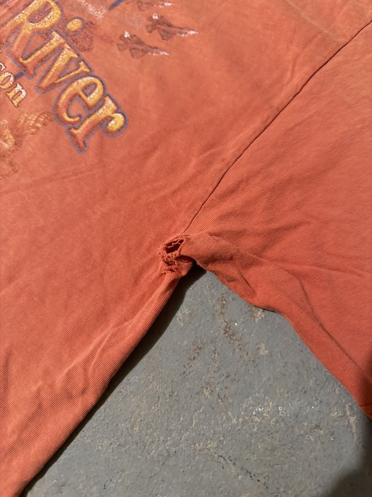 Harley Davidson Vintage Faded and Distressed 2004 Harley Davidson Tee Size US L / EU 52-54 / 3 - 8 Thumbnail