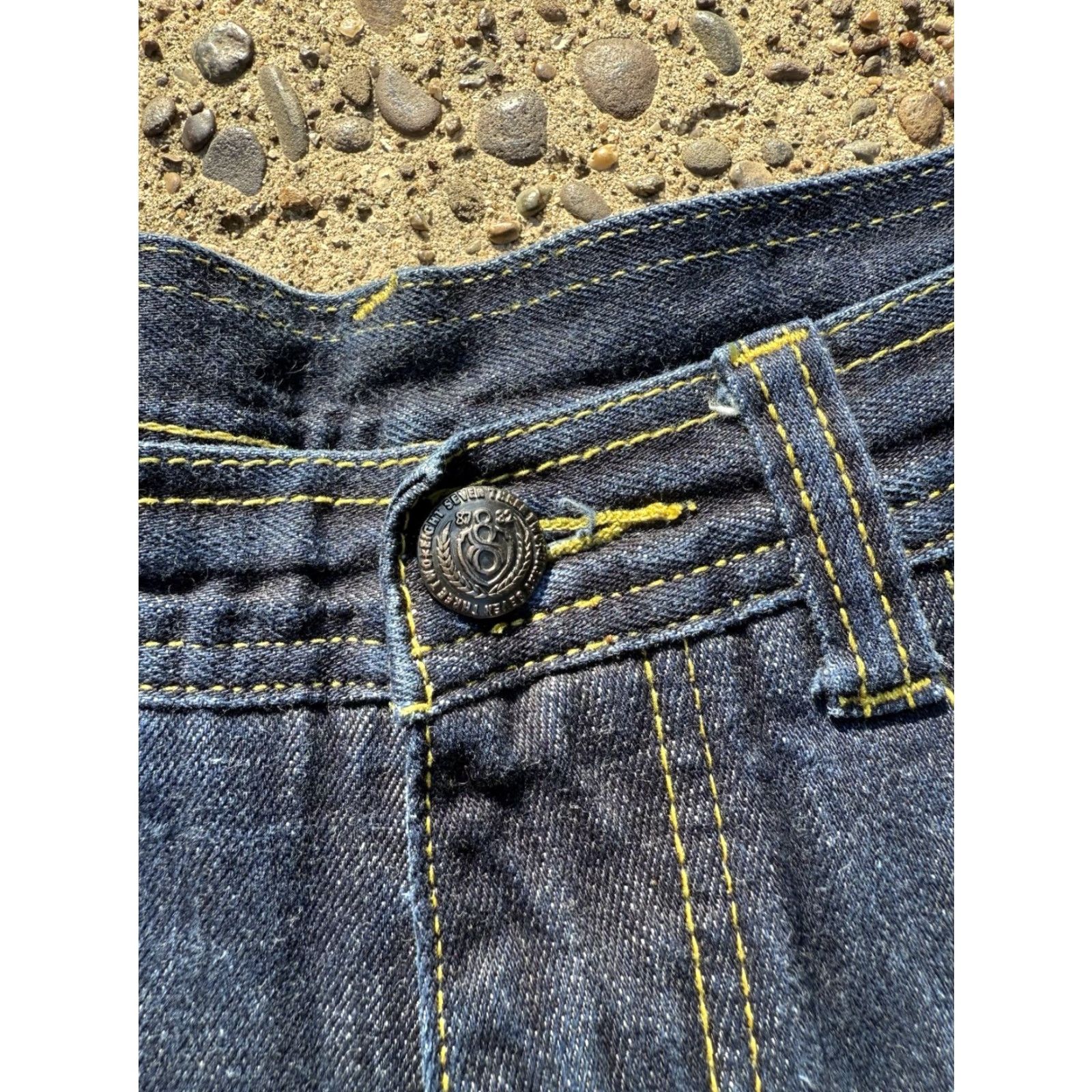 Vintage VINTAGE Eight 732 Denim Shorts Mens 38 Embroidered Patch 90s Baggy Relaxed Cargo Size US 38 / EU 54 - 5 Thumbnail
