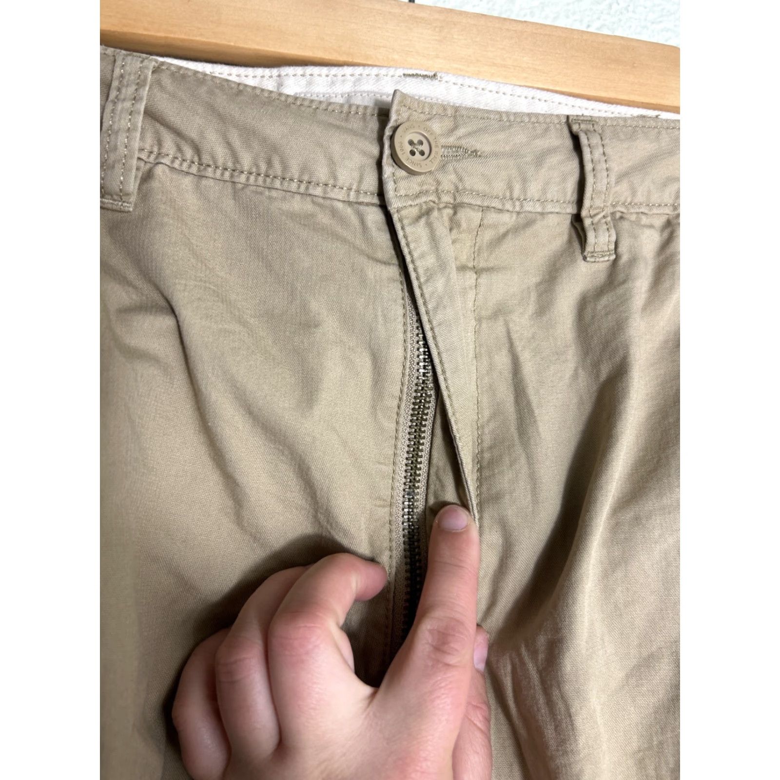 Vans Vans Cargo Shorts Mens 32 Beige Cotton Waist Fasteners Size US 32 / EU 48 - 6 Thumbnail