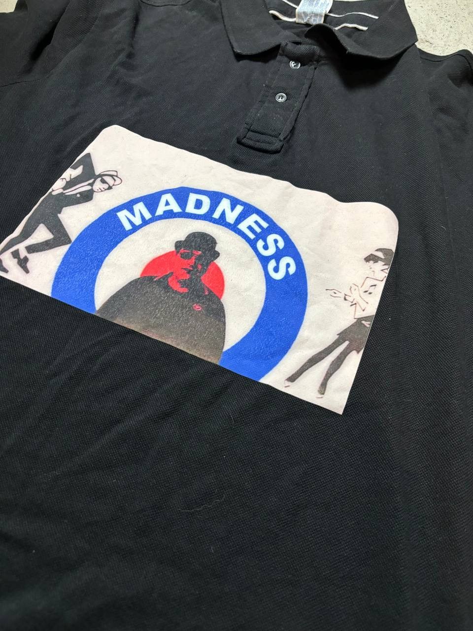 Band Tees × Vintage Vintage Y2K Madness Madstock Rock Box Logo Band Tour Polo Size US L / EU 52-54 / 3 - 2 Thumbnail