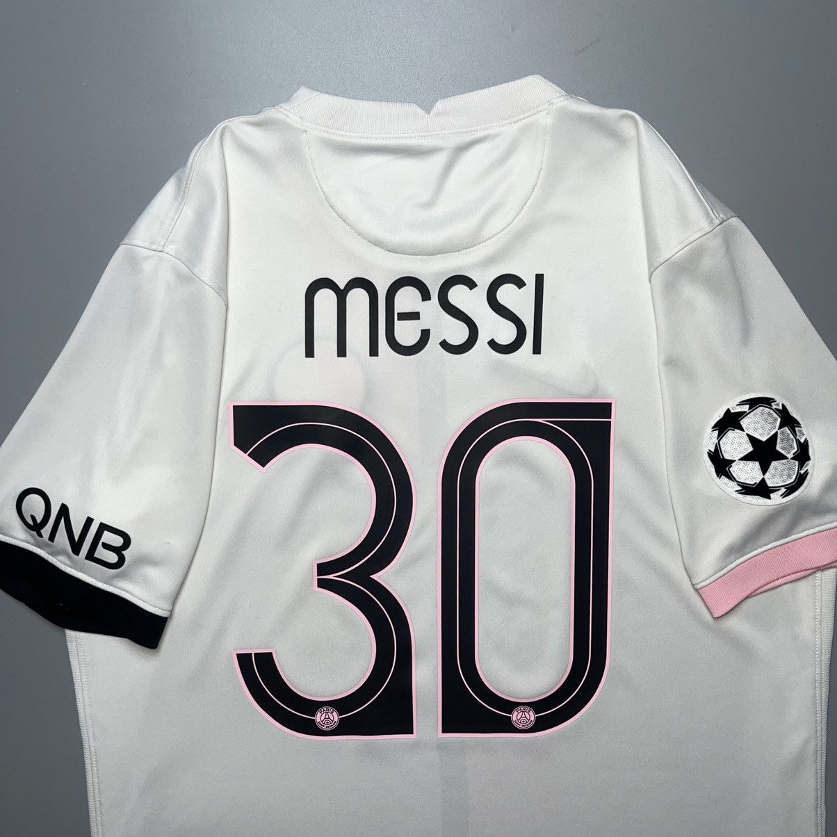 Nike PSG NIKE 2021/2022 FOOTBALL SOCCER AWAY JERSEY #30 MESSI Size US L / EU 52-54 / 3 - 12 Thumbnail