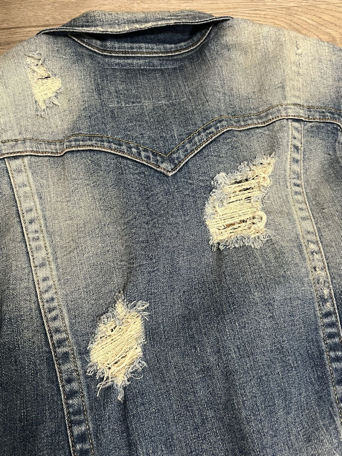 True Religion True Religion Distressed Denim Jacket Size US M / EU 48-50 / 2 - 8 Thumbnail