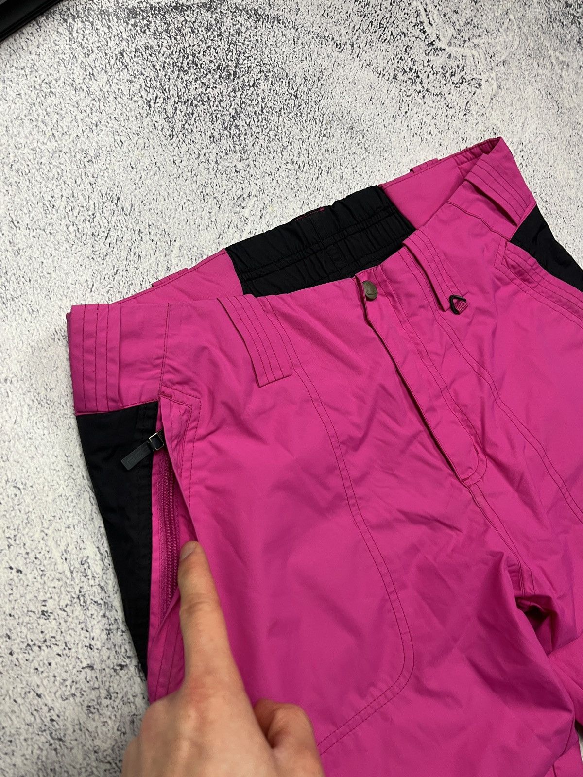Nike Vintage Nike ACG Ski Snowboard Pants Y2K Pink Gorpcore Hype Size 30" / US 8 / IT 44 - 6 Thumbnail