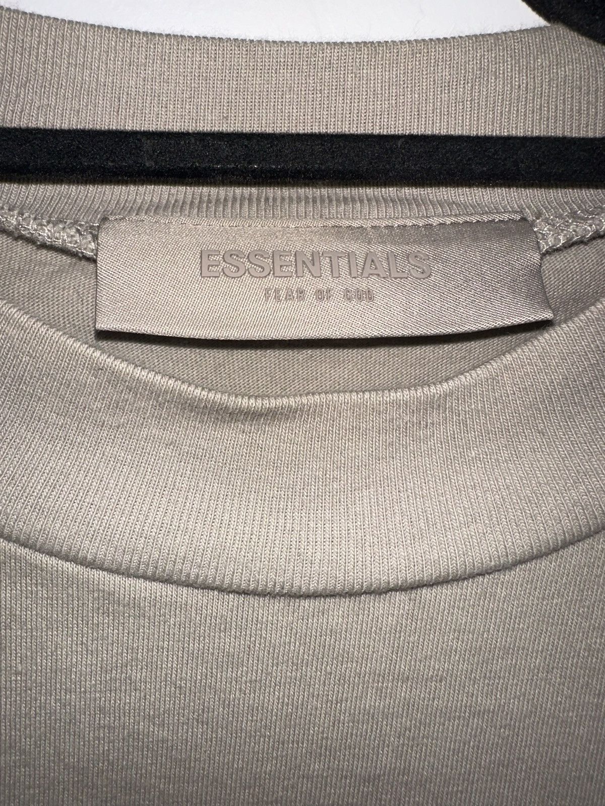 Essentials × Fear of God Essentials Fear Of God short sleeve t ‘sand’ Size US XS / EU 42 / 0 - 4 Thumbnail