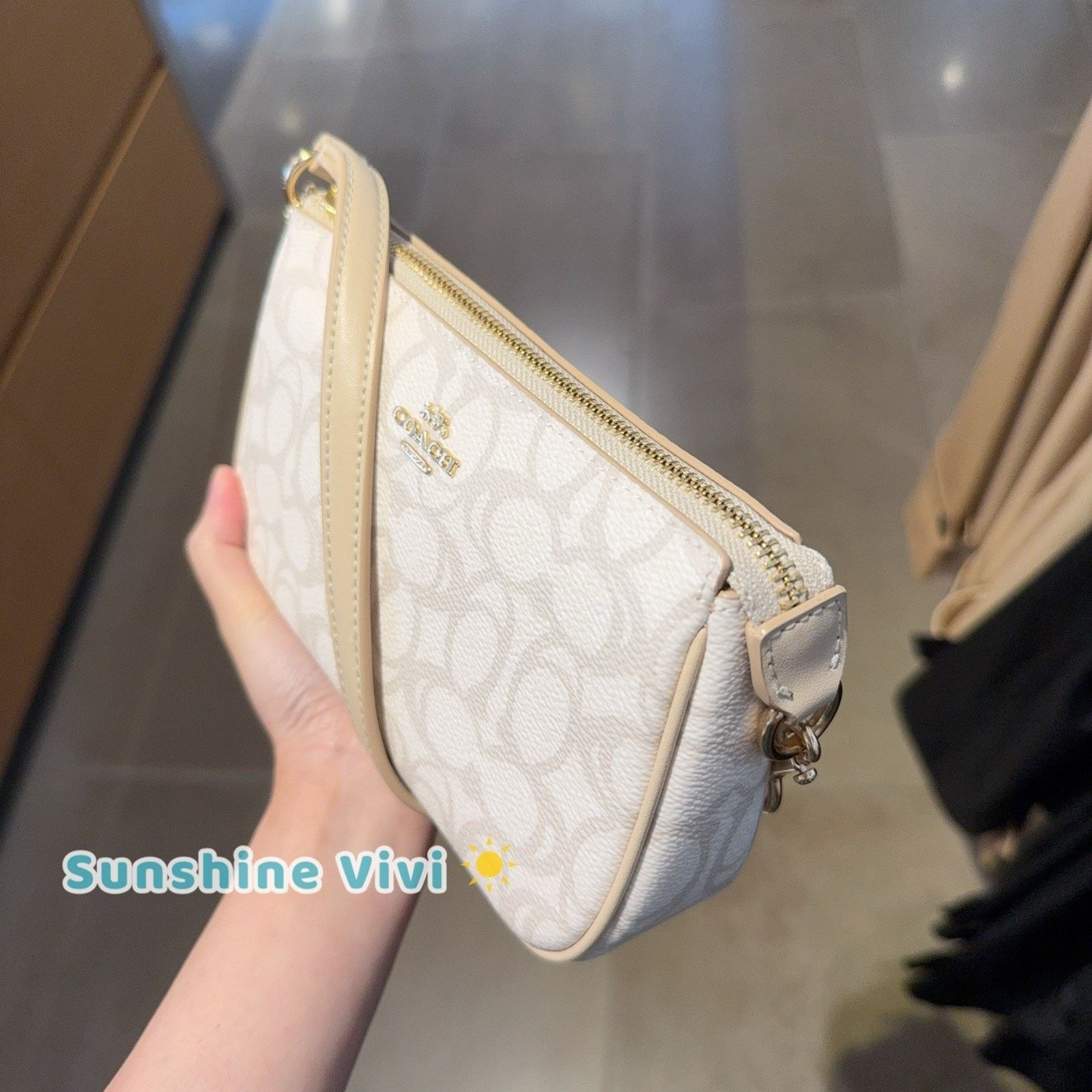 Coach NWT Coach Nolita 19 In Sketch Signature Gold/Ivory CBM72 Size ONE SIZE - 7 Thumbnail