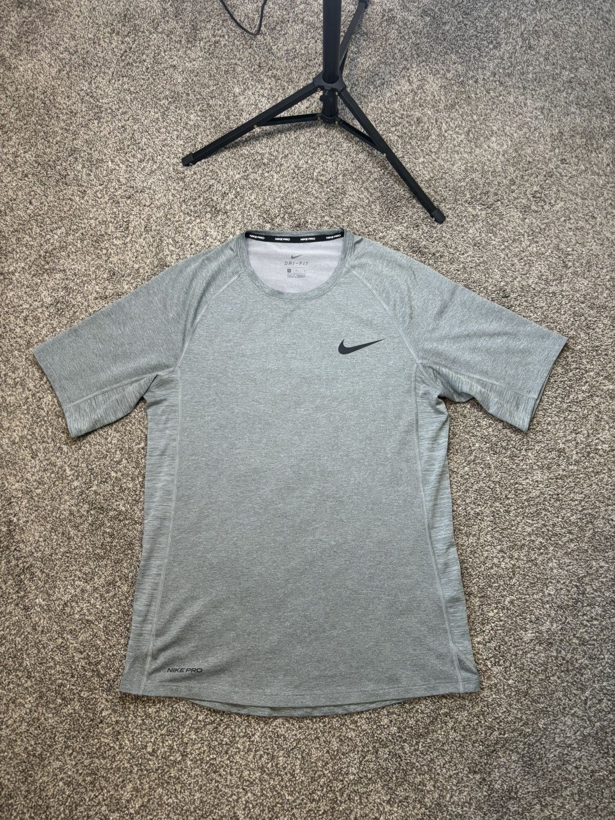 Nike Nike Pro Dri Fit Fitted Gray Gym Training Workout Shirt Men Size US M / EU 48-50 / 2 - 1 Thumbnail