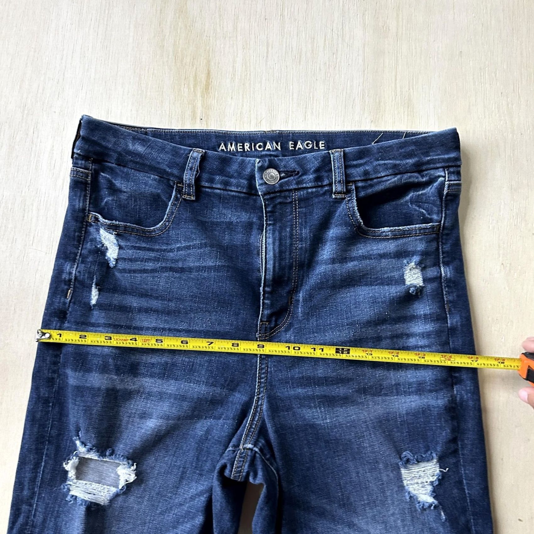 American Eagle Outfitters American Eagle Outfitters Jeans Womens 10 Short Med Blue Distressed Size 32" / US 10 / IT 46 - 6 Thumbnail