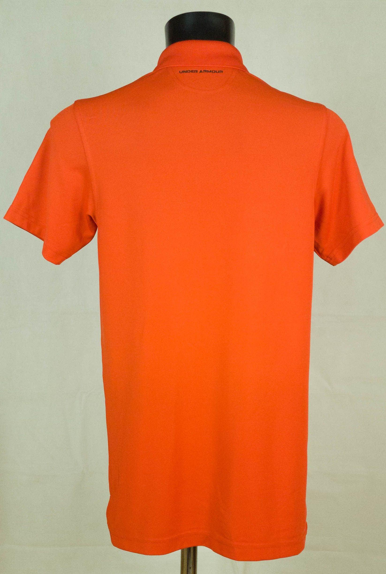Under Armour UNDER ARMOUR ACTIVEWEAR TOP SIZE S-M GC Size US M / EU 48-50 / 2 - 2 Thumbnail