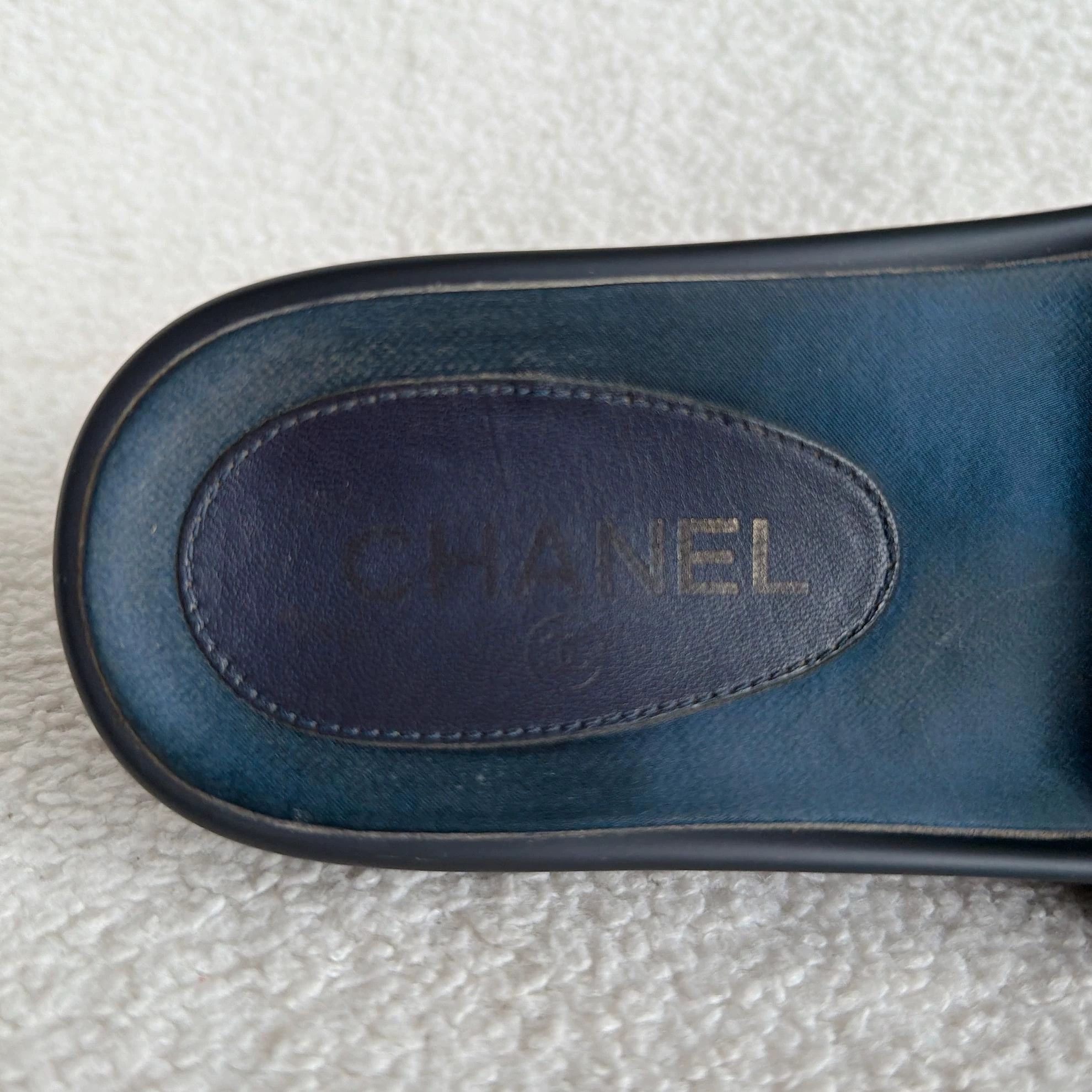 Chanel Chanel CC Chain Slipper 36 Size US 5.5 / IT 35.5 - 3 Thumbnail