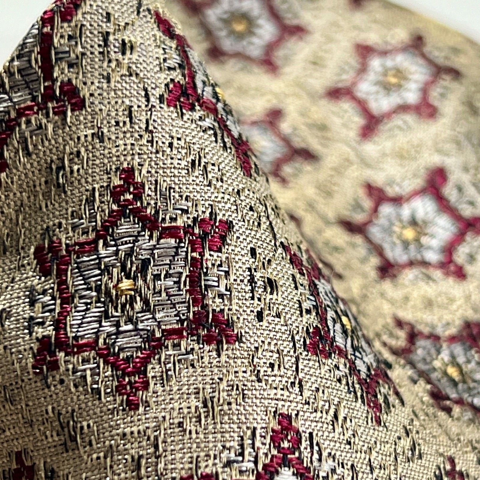 Chloe Chloe Men's Neck Tie Silver Red Blue Pure Silk Woven Necktie Size ONE SIZE - 5 Thumbnail