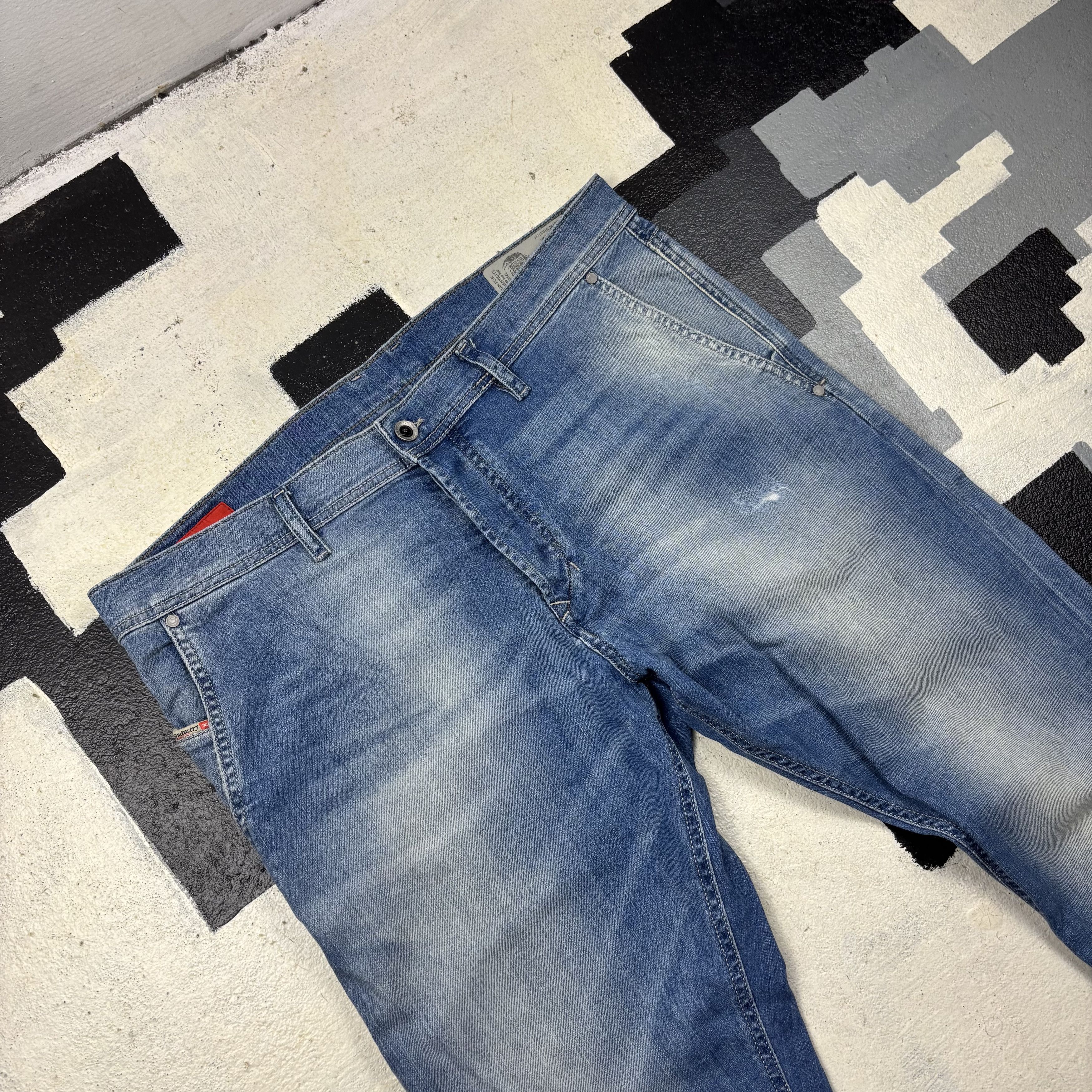 Diesel Diesel Jeans Size US 34 / EU 50 - 2 Thumbnail