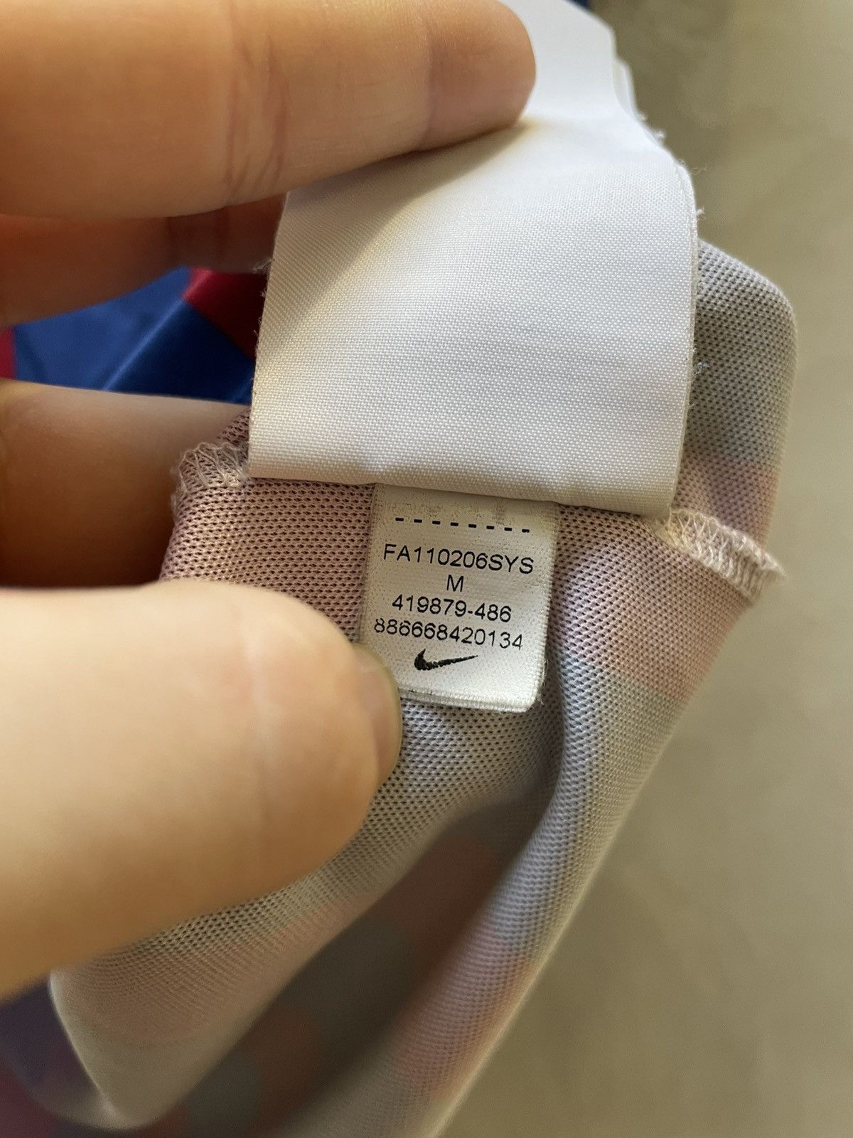 Nike × Vintage BARCELONA 2011 2012 HOME FOOTBALL SHIRT SOCCER JERSEY NIKE Size US M / EU 48-50 / 2 - 8 Thumbnail