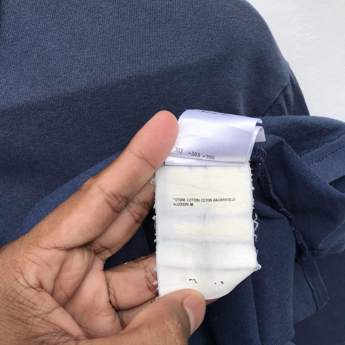 Vivienne Westwood Vivienne Westwood Leonard Peltier Is Innocent Shirt SunFaded Size US S / EU 44-46 / 1 - 16 Thumbnail