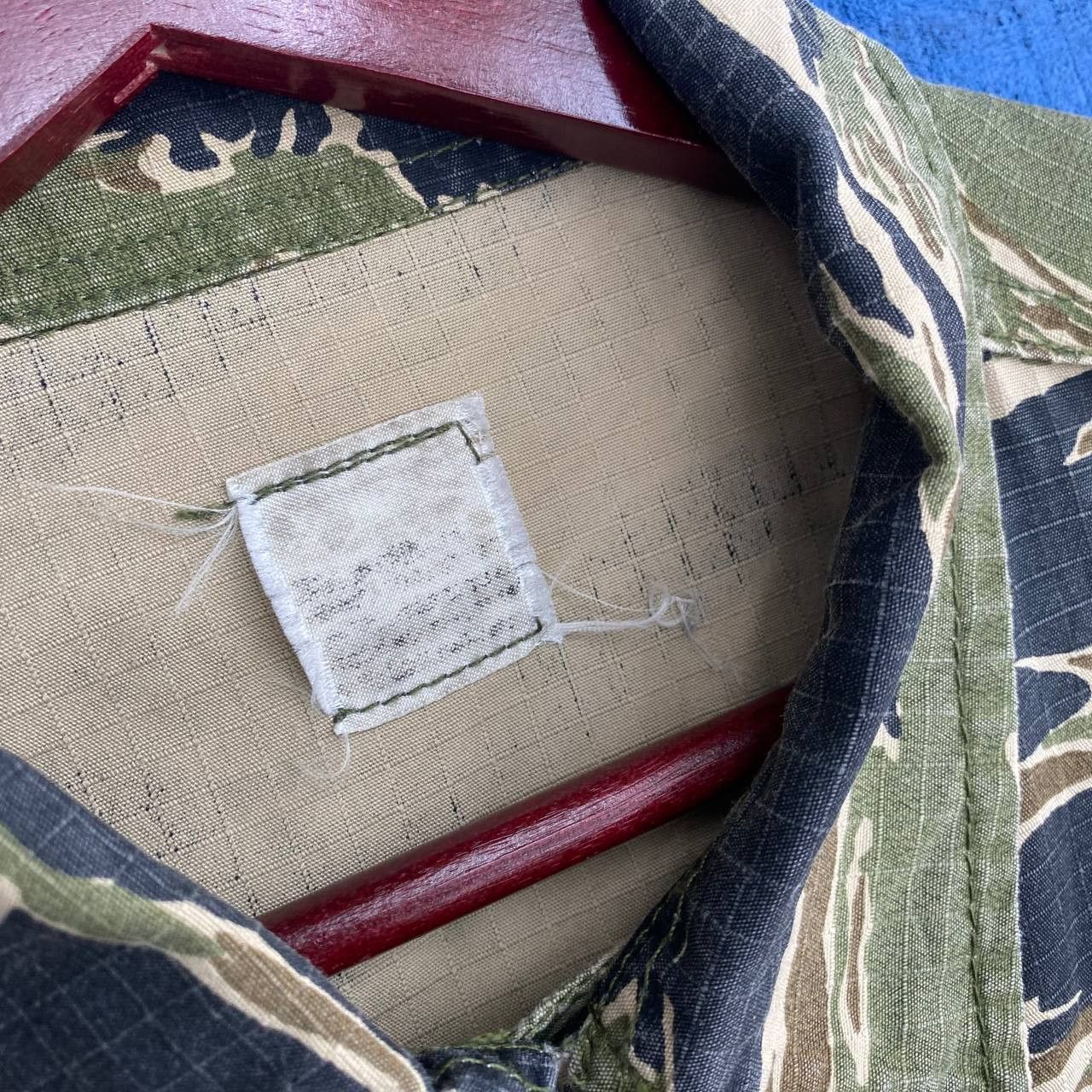 Vintage Vintage 80s Jacket Militaria Camo Tiger Stripe Size US L / EU 52-54 / 3 - 3 Thumbnail