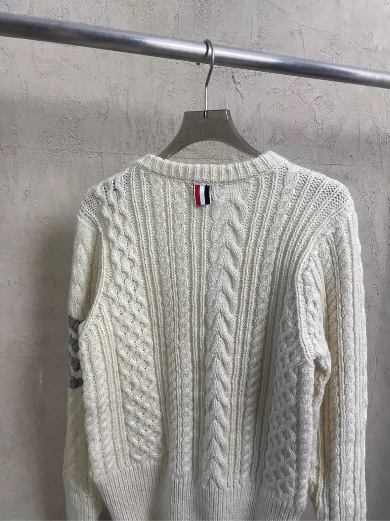 Thom Browne Thom Browne size1 White wool round neck sweater Size US S / EU 44-46 / 1 - 6 Thumbnail