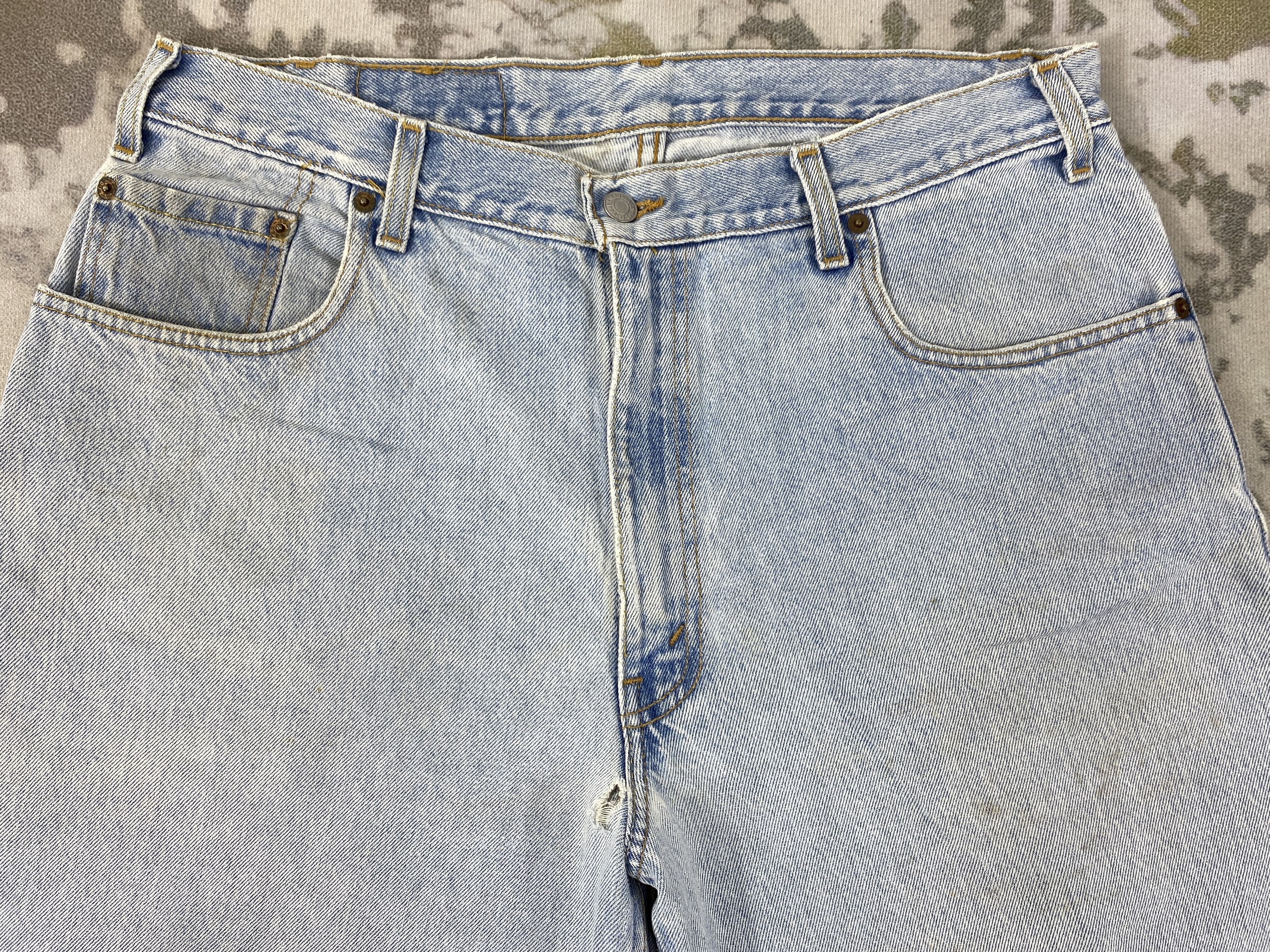 Levi's Light Blue Wash Vintage Levi's 560 35x37 Denim -JN1948 Size US 35 - 3 Thumbnail