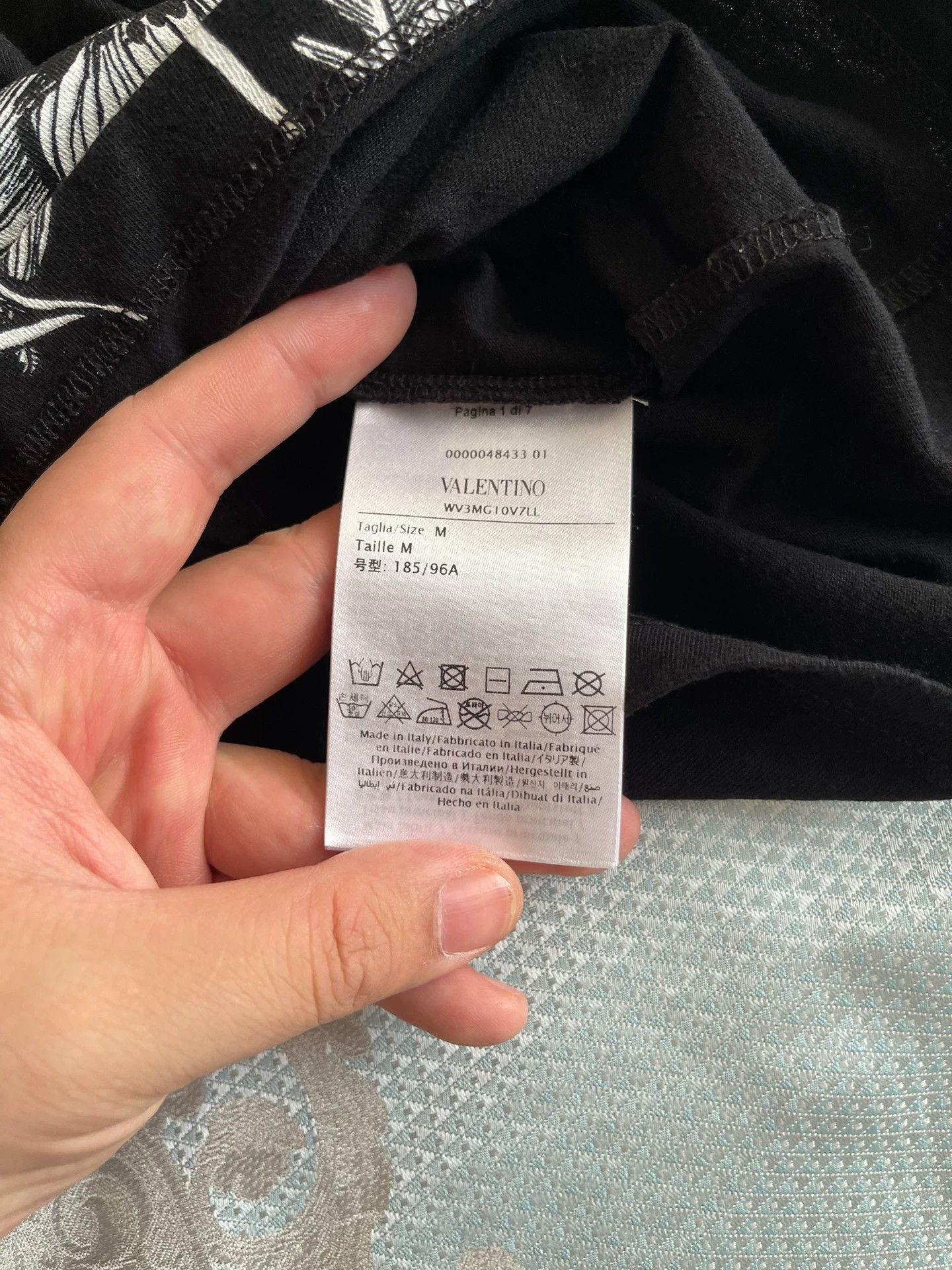 Valentino VALENTINO M Short Sleeve Tee Black White Print Logo Size US M / EU 48-50 / 2 - 6 Thumbnail