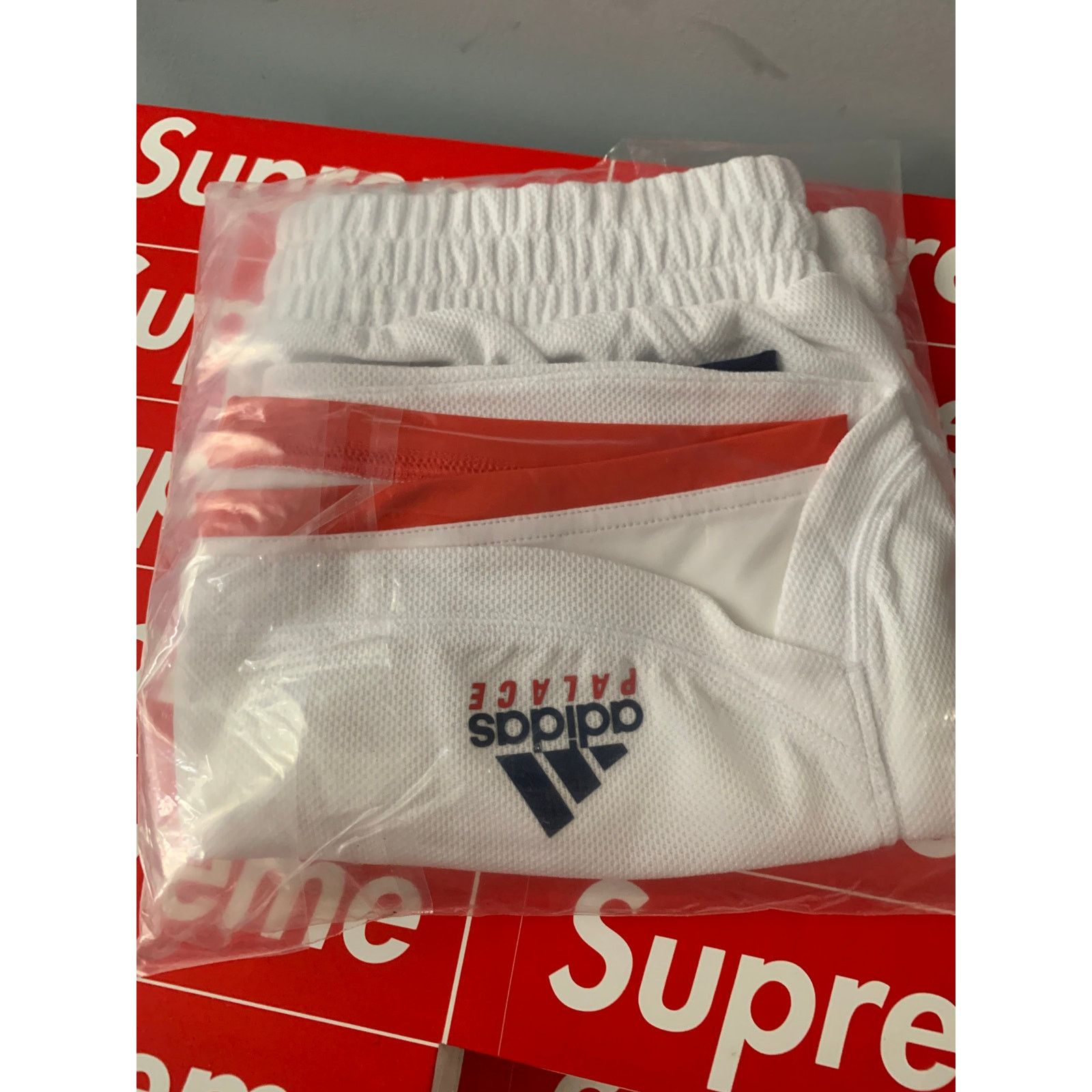Adidas Women's Adidas X Palace Tennis Shorts Size Medium NEW Size 26" / US 2 / IT 38 - 3 Thumbnail