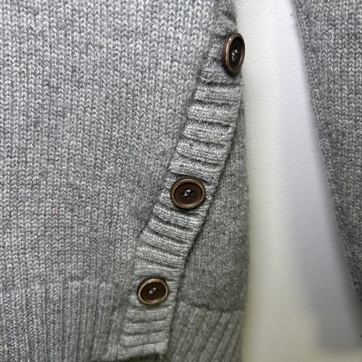 Brunello Cucinelli Brunello Cucinelli Grey V-Neck Button Cardigan Size US S / EU 44-46 / 1 - 5 Thumbnail