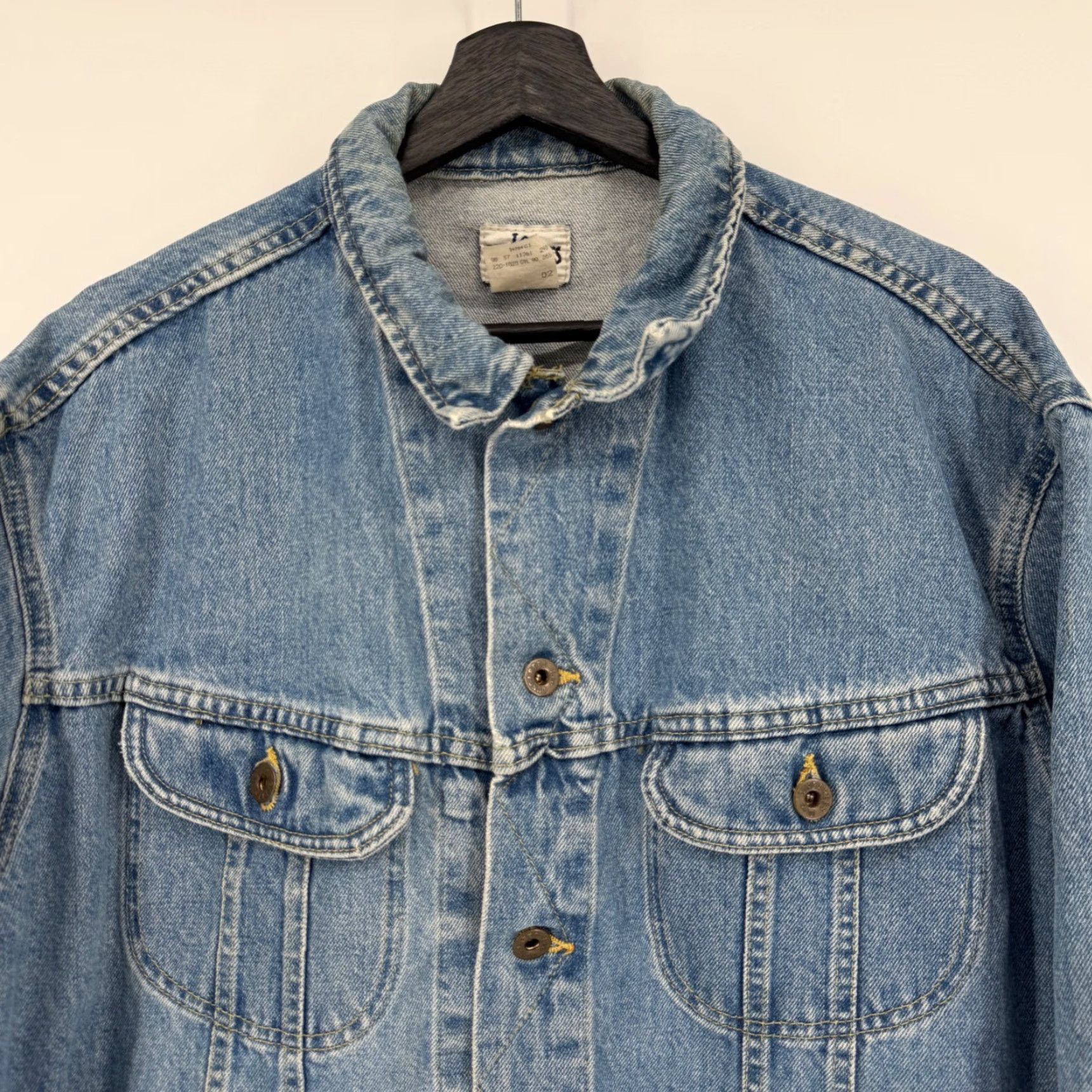 Vintage VINTAGE Lee Dungarees Denim Jacket Blue Trucker Style Large XL Bomber Jacket Mens Button-Down Collar Pockets Workwear Casual Size US 36 / EU 52 - 3 Thumbnail