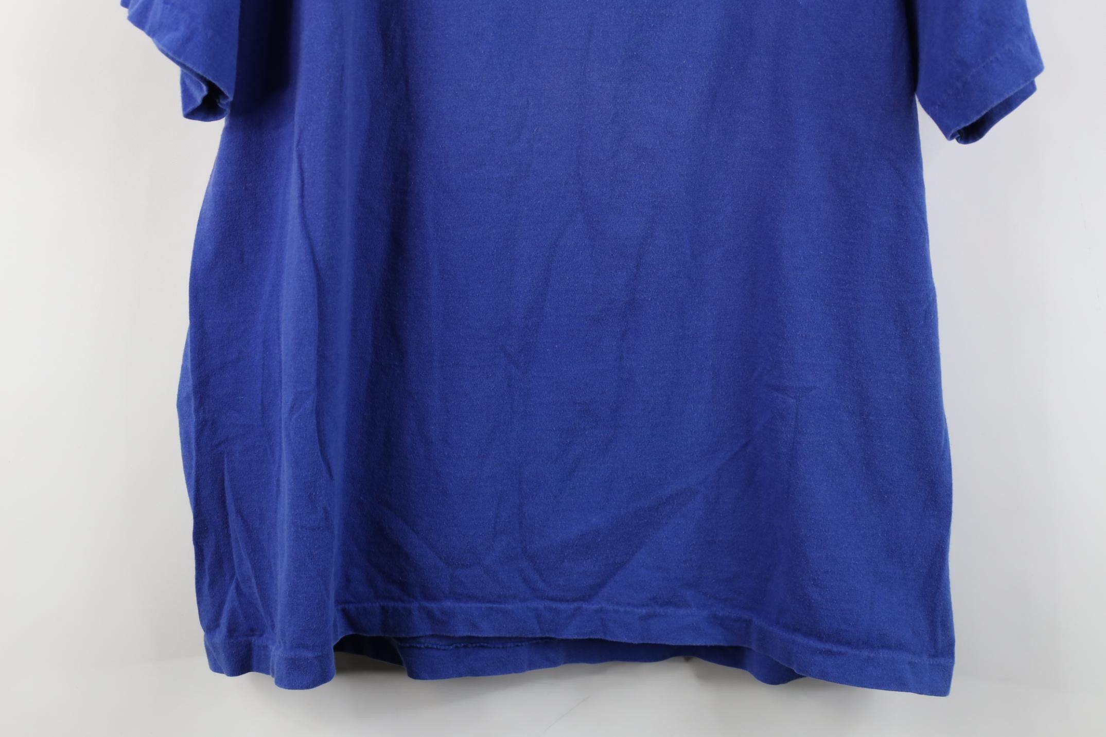 Vintage Vintage 90s Red Bull Energy Drink Thailand Thai T-Shirt Blue Size US L / EU 52-54 / 3 - 12 Thumbnail