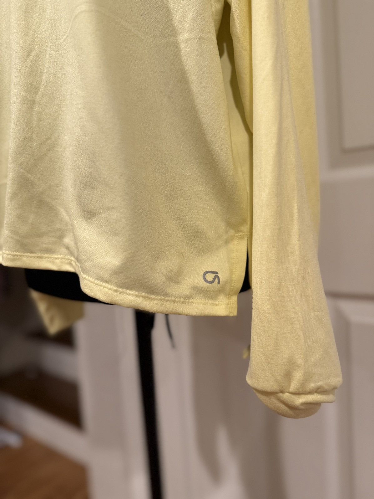 Athleta Athleta Women’s Yellow Jersey Hoodie Size Medium Size M / US 6-8 / IT 42-44 - 3 Thumbnail
