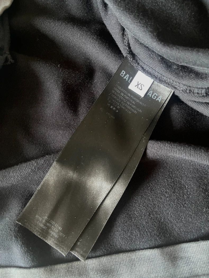 Balenciaga Balenciaga Knife to cut holes, wash scissors to make old T Size US XS / EU 42 / 0 - 3 Thumbnail