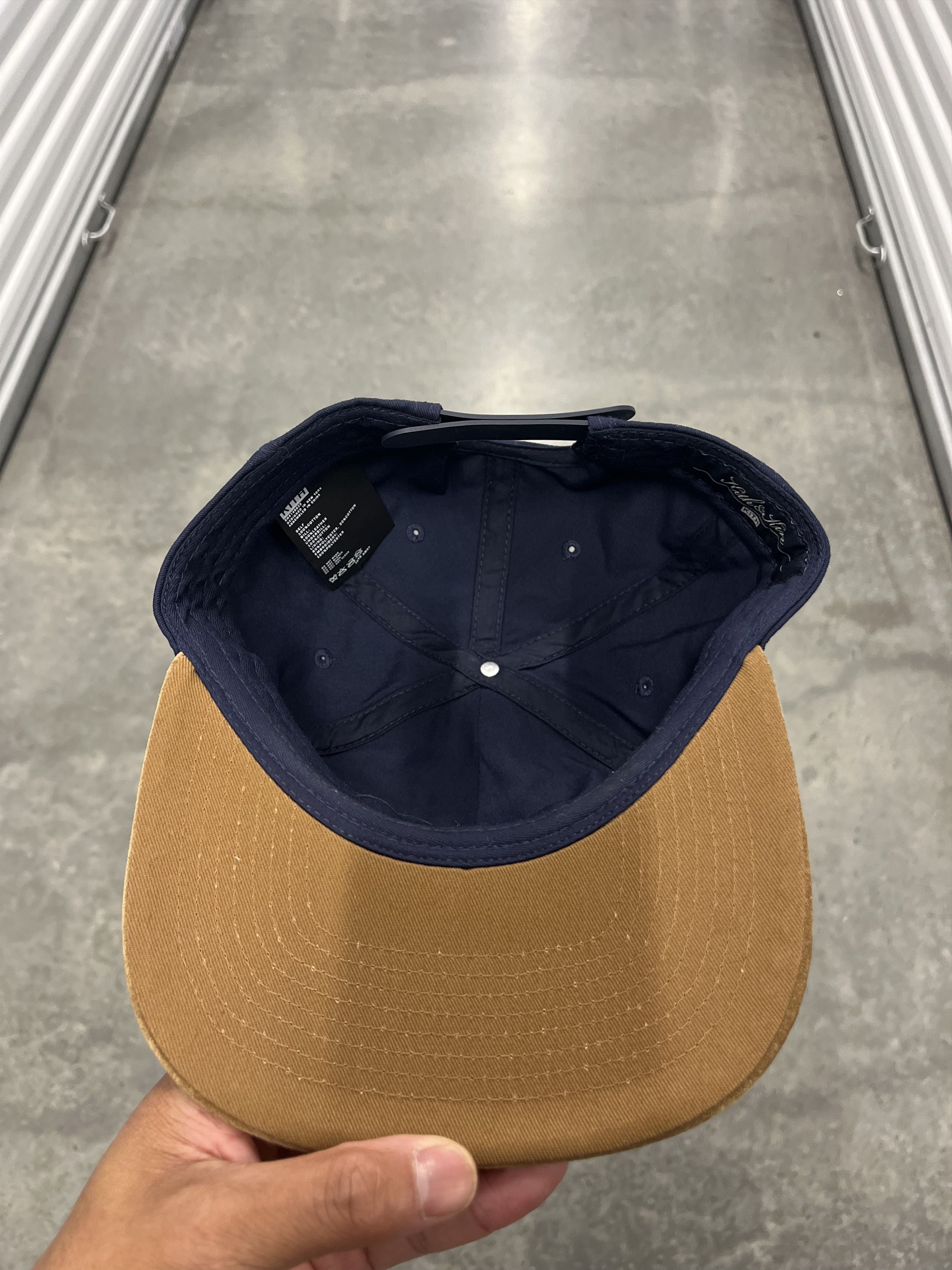 Kith Kith NY To The World Hat Cap Liberty Suede Snapback Size ONE SIZE - 5 Thumbnail