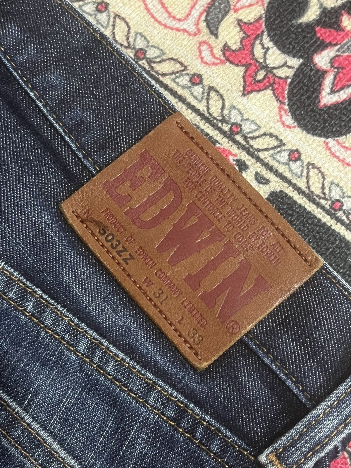 Edwin Edwin 503ZZ Dark Blue Faded Whisker Ripped Straight Leg Jean Size US 31 - 8 Thumbnail