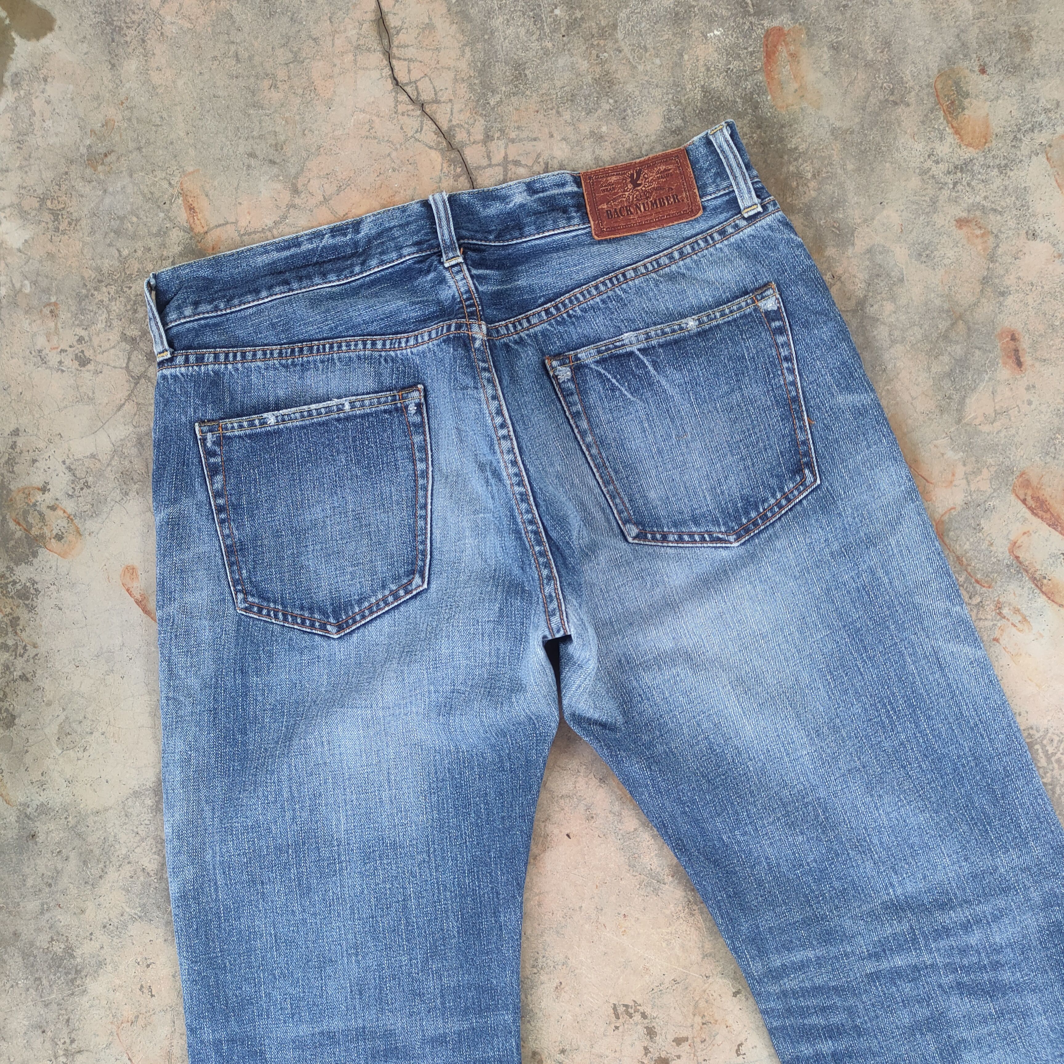 Jean W33 VINTAGE B.NUMBER FADED DISTRESSED RIPPED JEAN PANTS Size US 33 - 10 Thumbnail