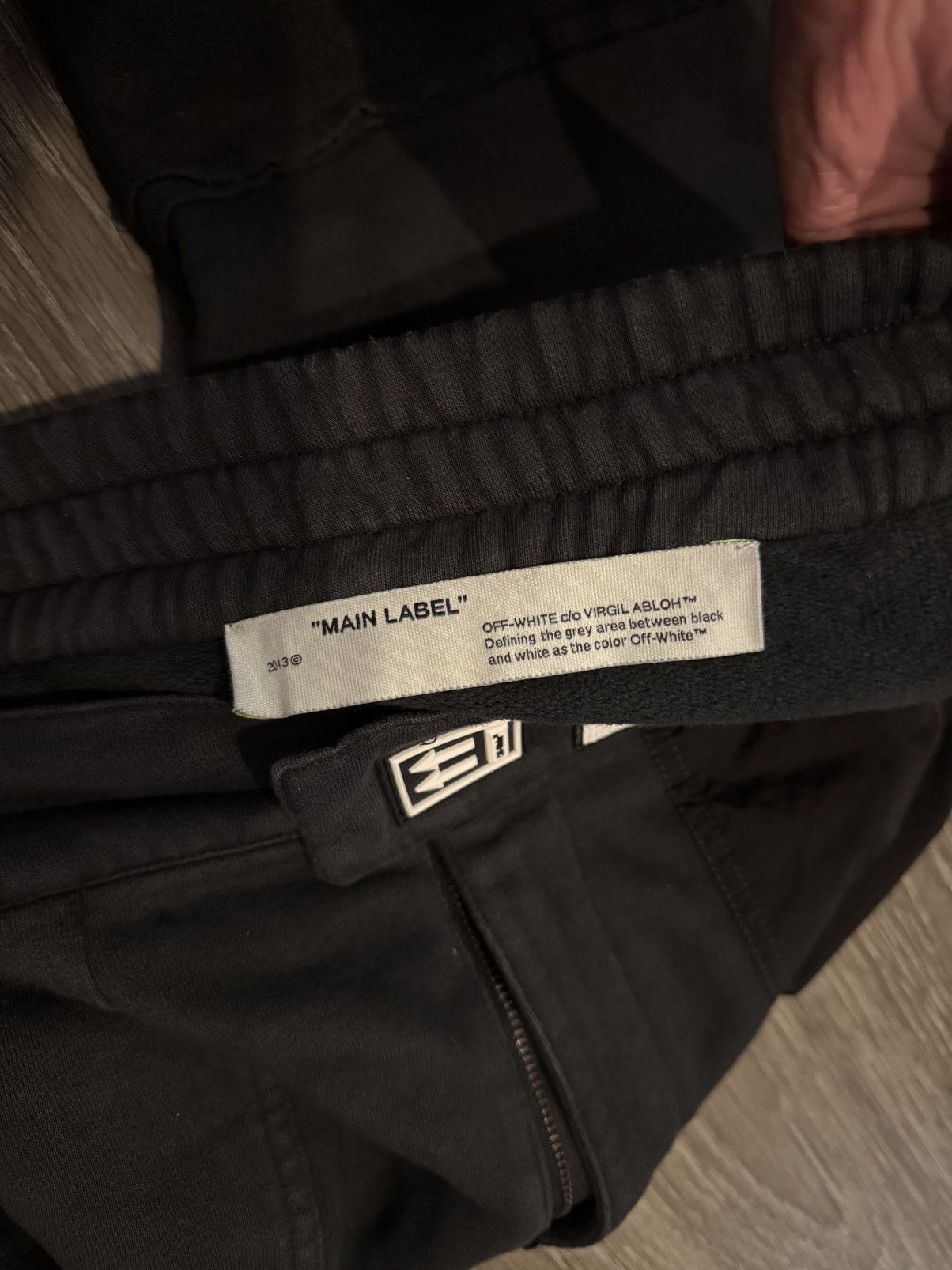 Off-White Off White FW19 Hybrid Sweatpants Size Small Size US 30 / EU 46 - 15 Thumbnail