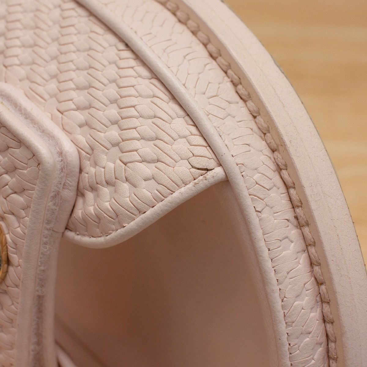 Chanel CHANEL 2022 Calfskin Velcro Dad Medallion Sandals Pink 38.5C Size US 8.5 / IT 38.5 - 17 Thumbnail