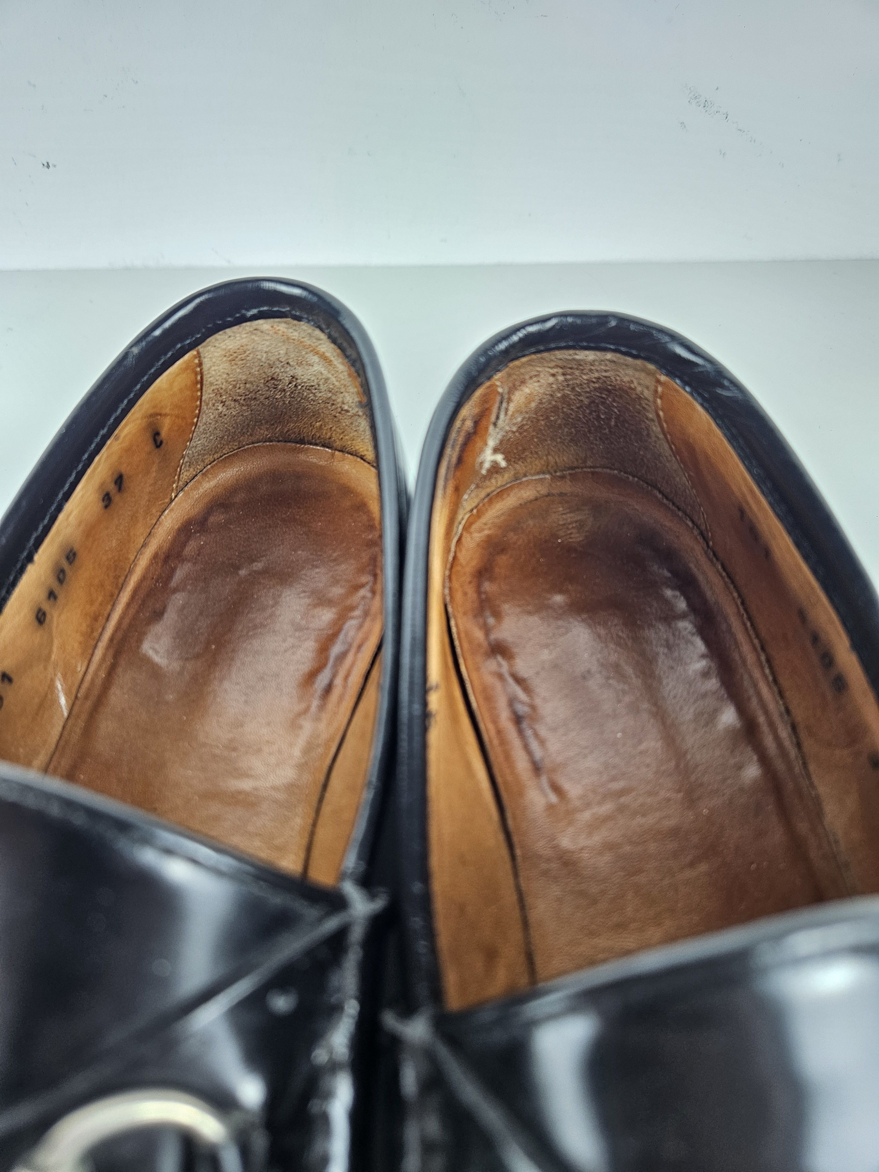 Gucci Vintage Gucci notched sole patent leather horsebit loafers Size US 7 / IT 37 - 17 Thumbnail