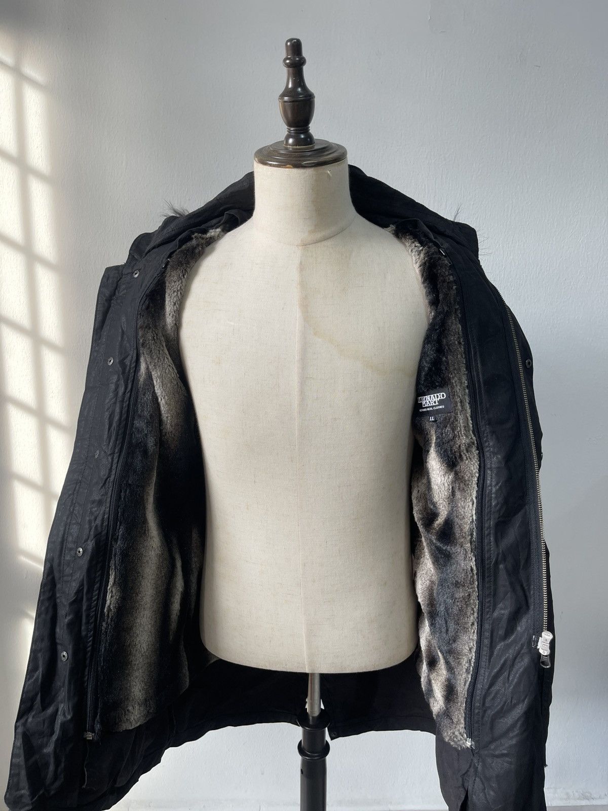 Le Grande Bleu (L.G.B.) RARE 2000s LGB Tornado Mart Fur Wax Parka Armor Style C1 Size US L / EU 52-54 / 3 - 16 Thumbnail