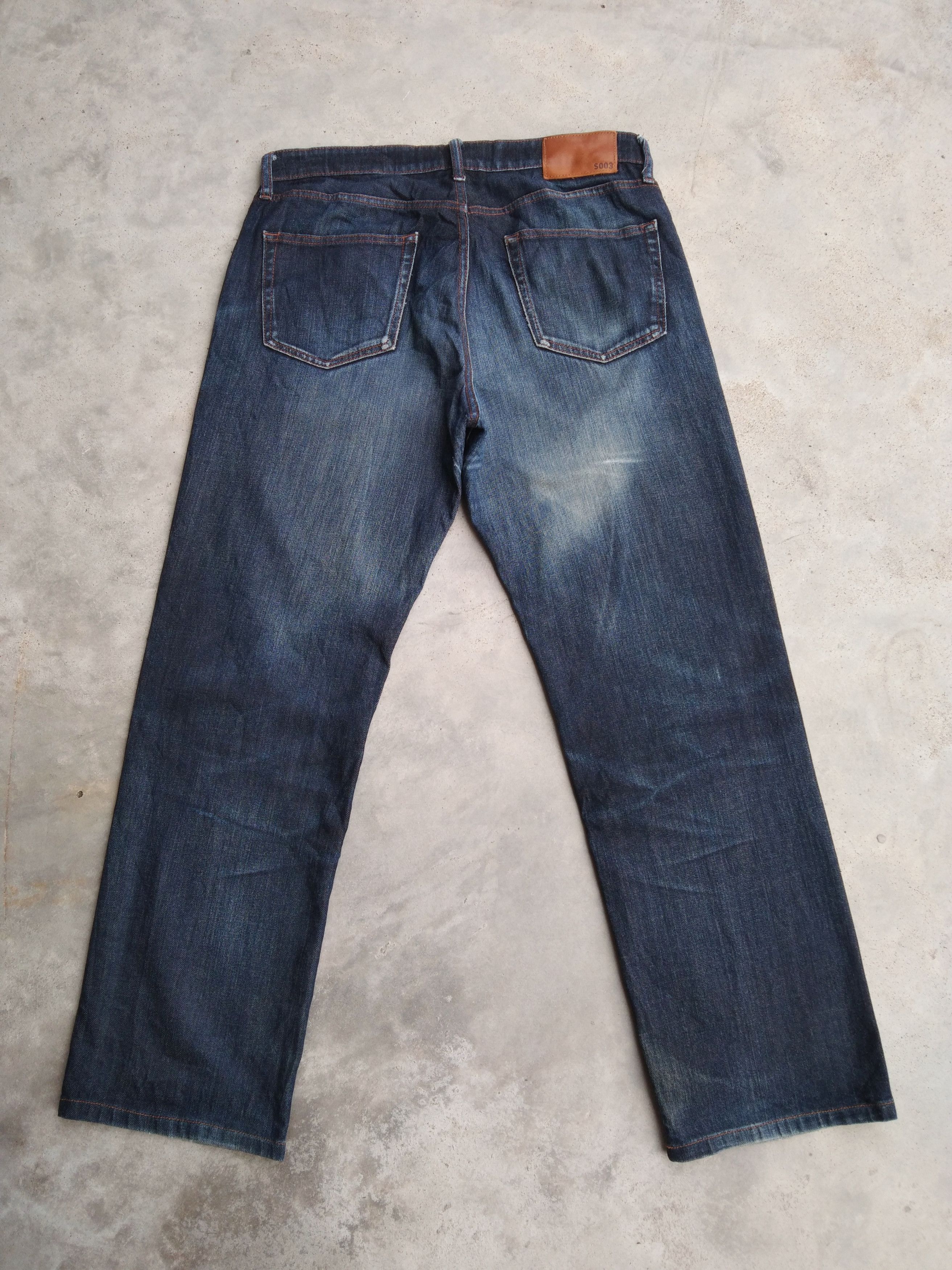 Japanese Brand Vintage UJ Uniqlo S003 Faded Blue Distressed Jeans 33x30 Size US 33 - 2 Thumbnail