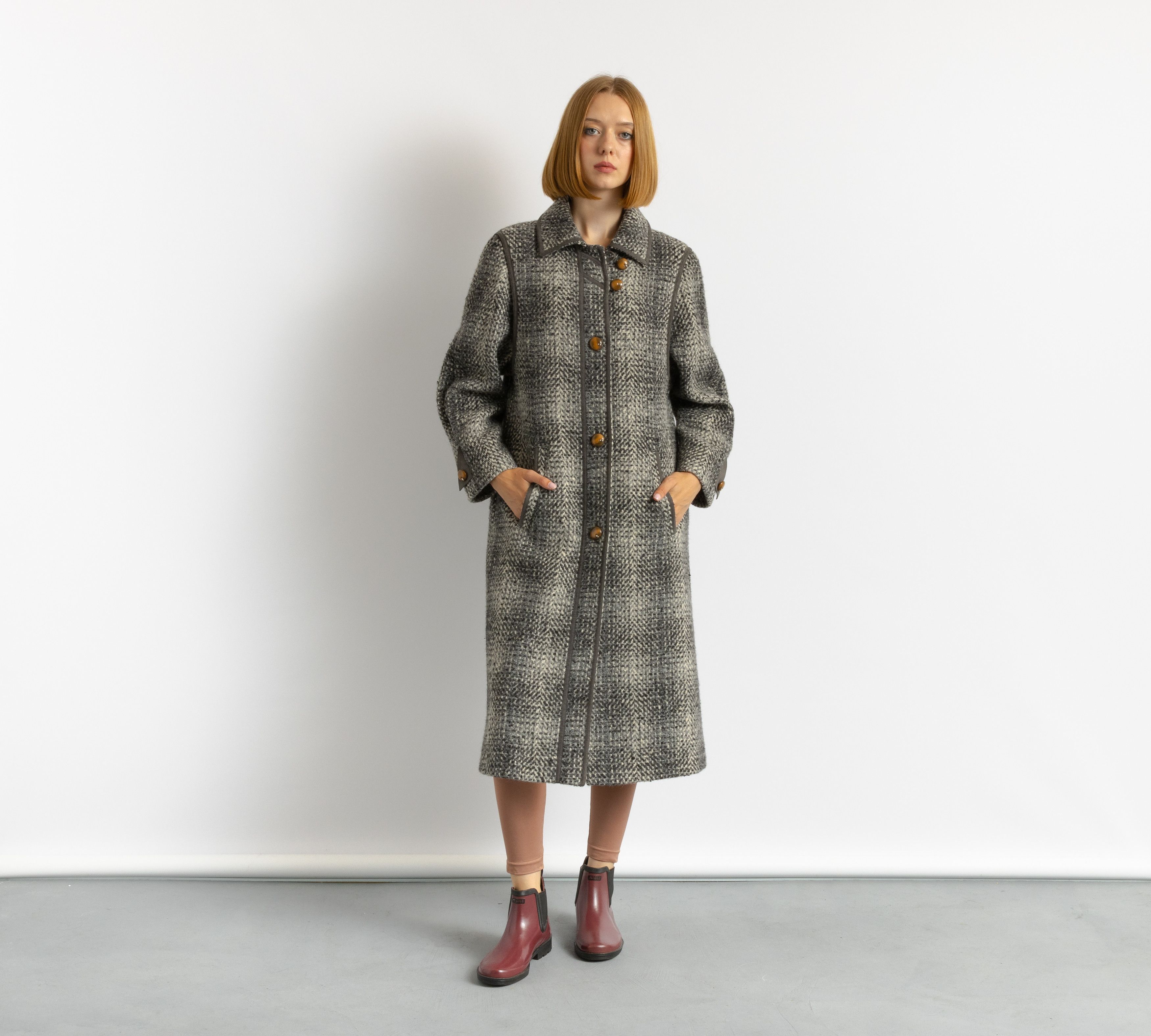 Vintage Lambswool Coat Women 60s fall coat long wool coat 5951 Size M / US 6-8 / IT 42-44 - 1 Thumbnail