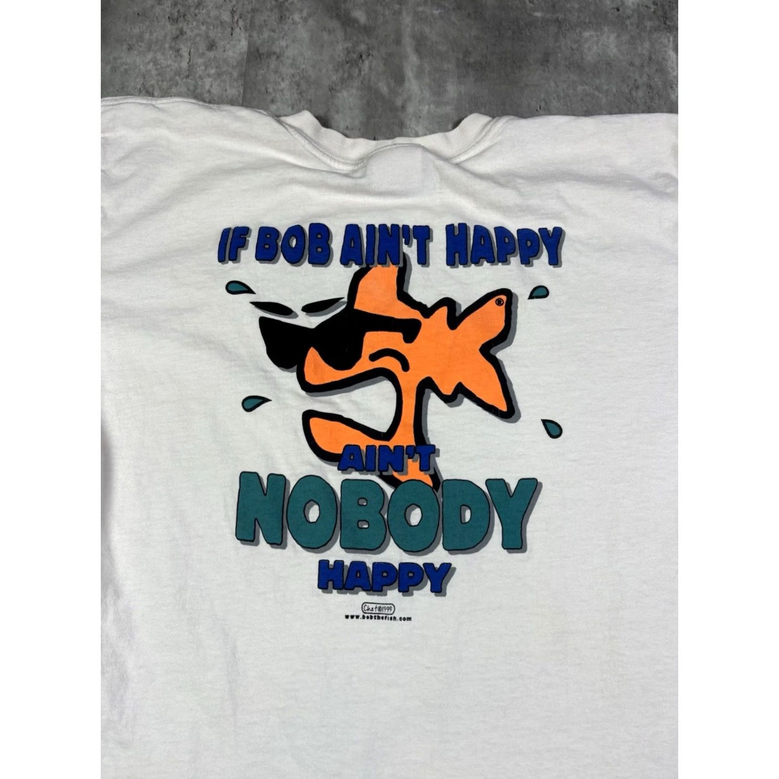Gildan Vintage 90s Bob The Fish Funny Comedy Shirt L White Size US L / EU 52-54 / 3 - 2 Thumbnail