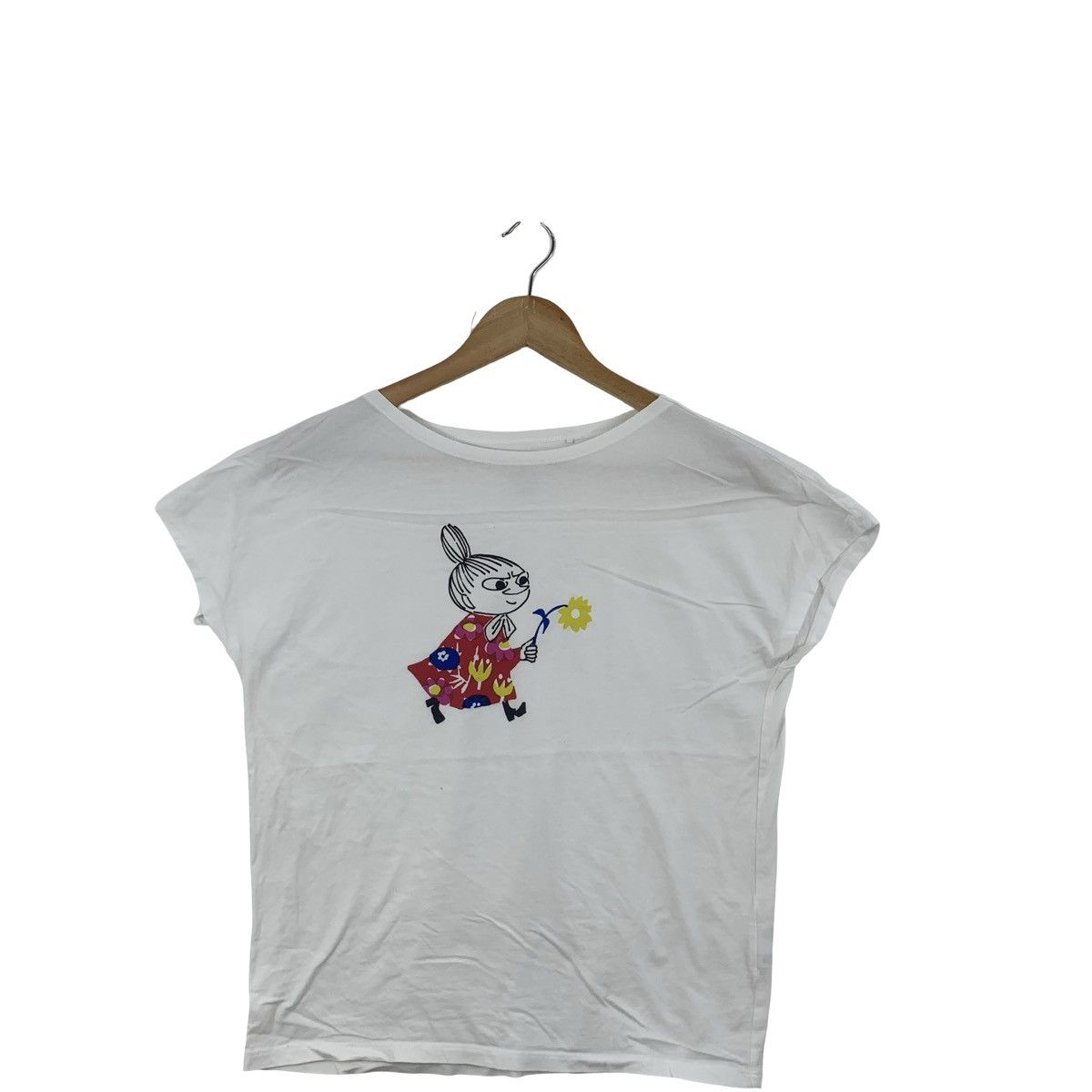 Uniqlo UNIQLO x MOOMIN SNUFKIN Little My Its Coming Tee Shirt Anime Size S / US 4 / IT 40 - 4 Thumbnail