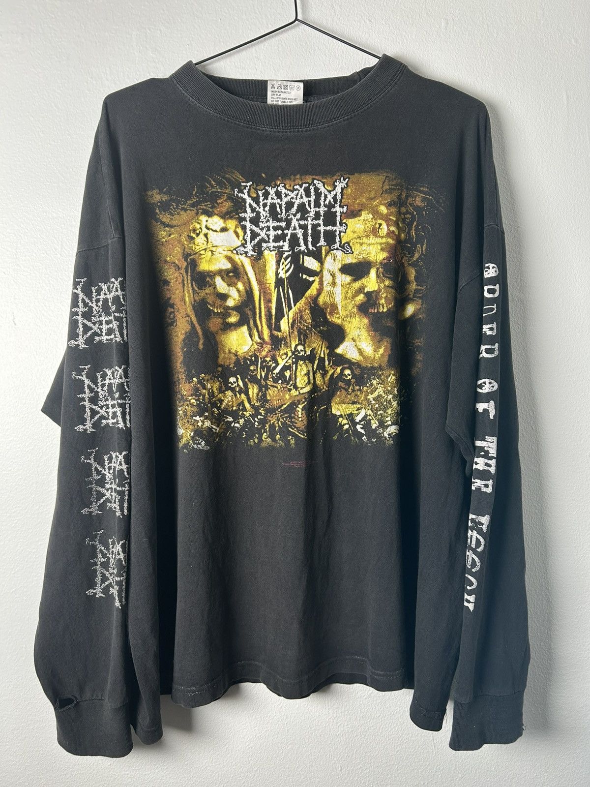 Band Tees Napalm Death 2003 ’Order Of The Leech’ L/S T-Shirt XL Size US XL / EU 56 / 4 - 1 Thumbnail