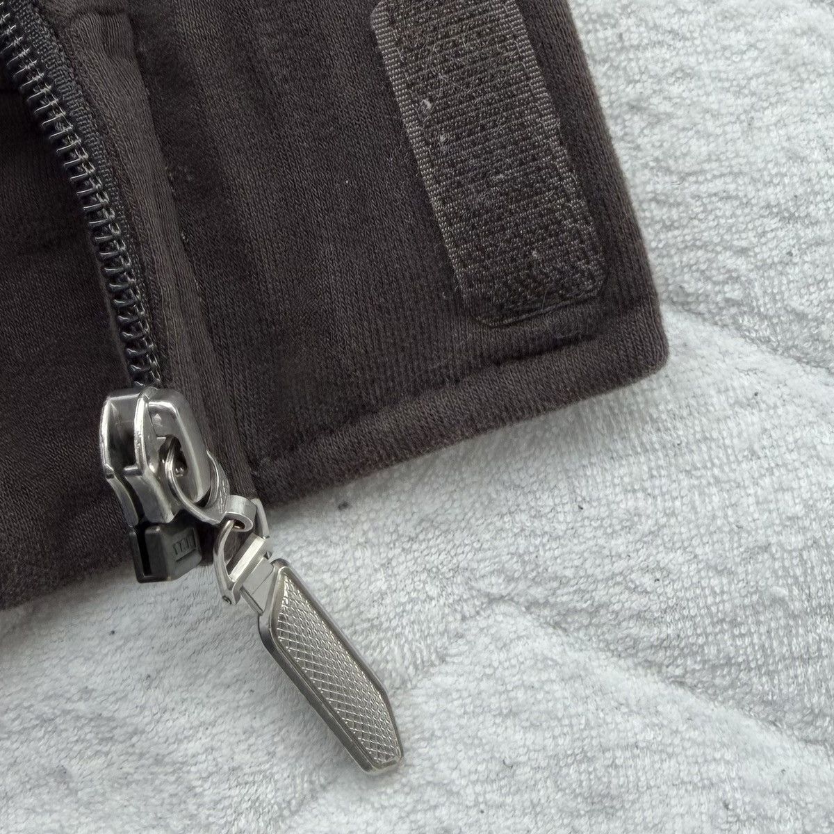 BMW BMW Embroidered Logo Zip Up Hoodie Size L Size US L / EU 52-54 / 3 - 13 Thumbnail
