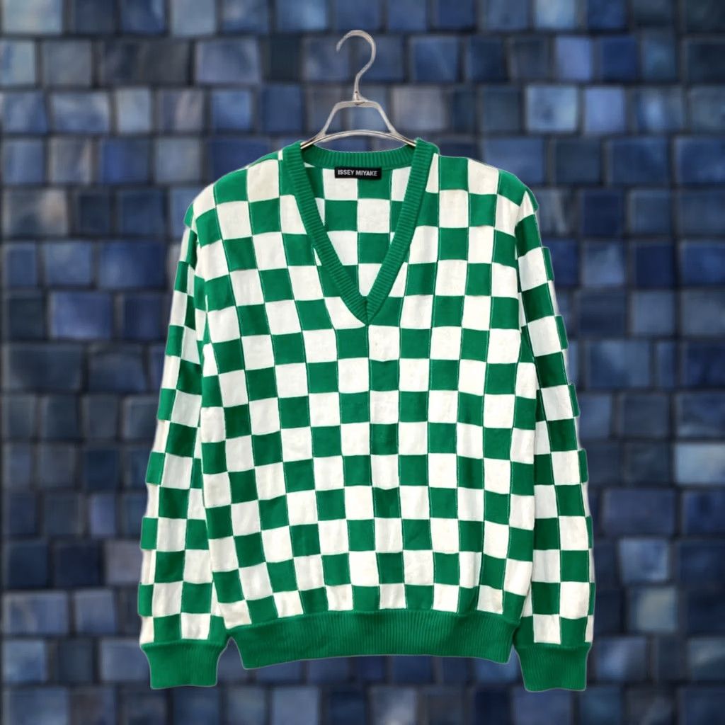 Issey Miyake ISSEY MIYAKE KNIT SWEATER M GREEN CHECKERBOARD V-NECK LONG SLEEVE USED MEN Size US M / EU 48-50 / 2 - 1 Thumbnail