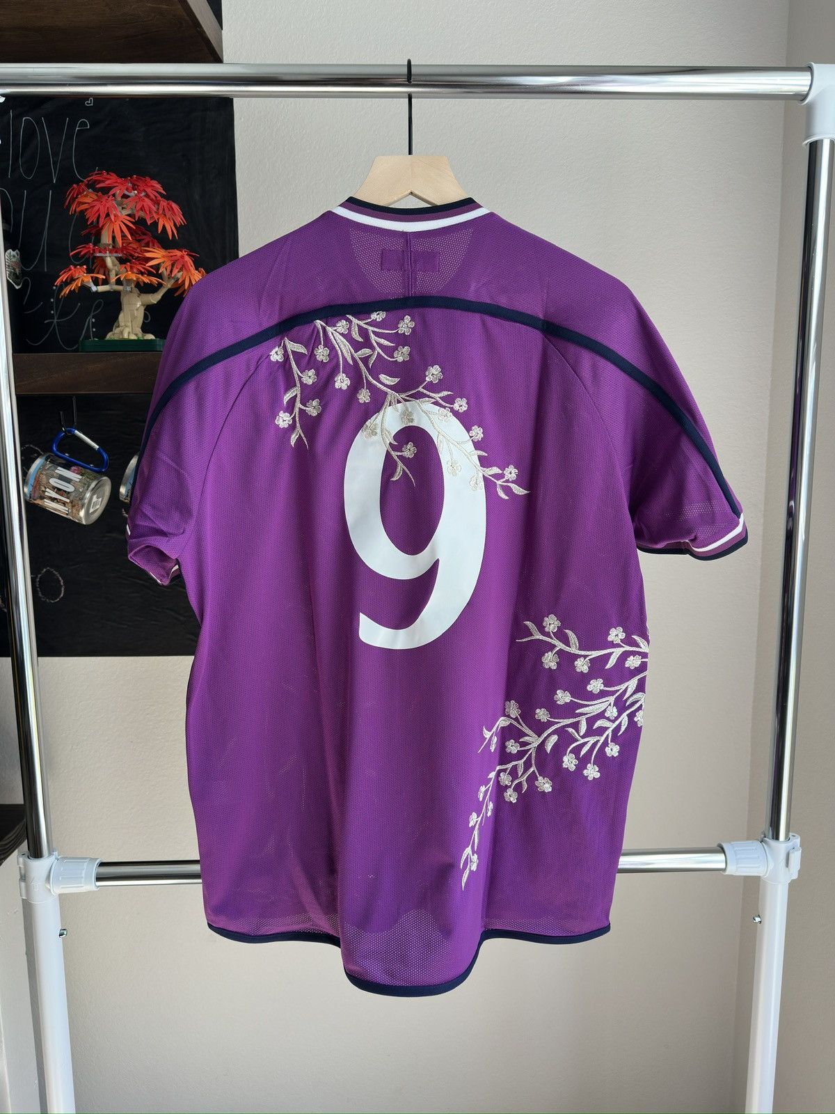 Supreme Floral Embroidered Soccer Jersey Purple Size US M / EU 48-50 / 2 - 2 Thumbnail