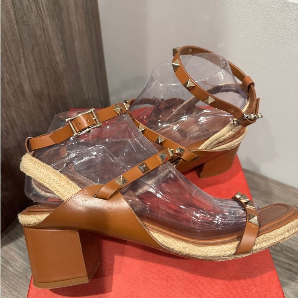 Valentino Valentino Garavani Rockstud Leather T-Strap Sandal Size US 9 / IT 39 - 5 Thumbnail